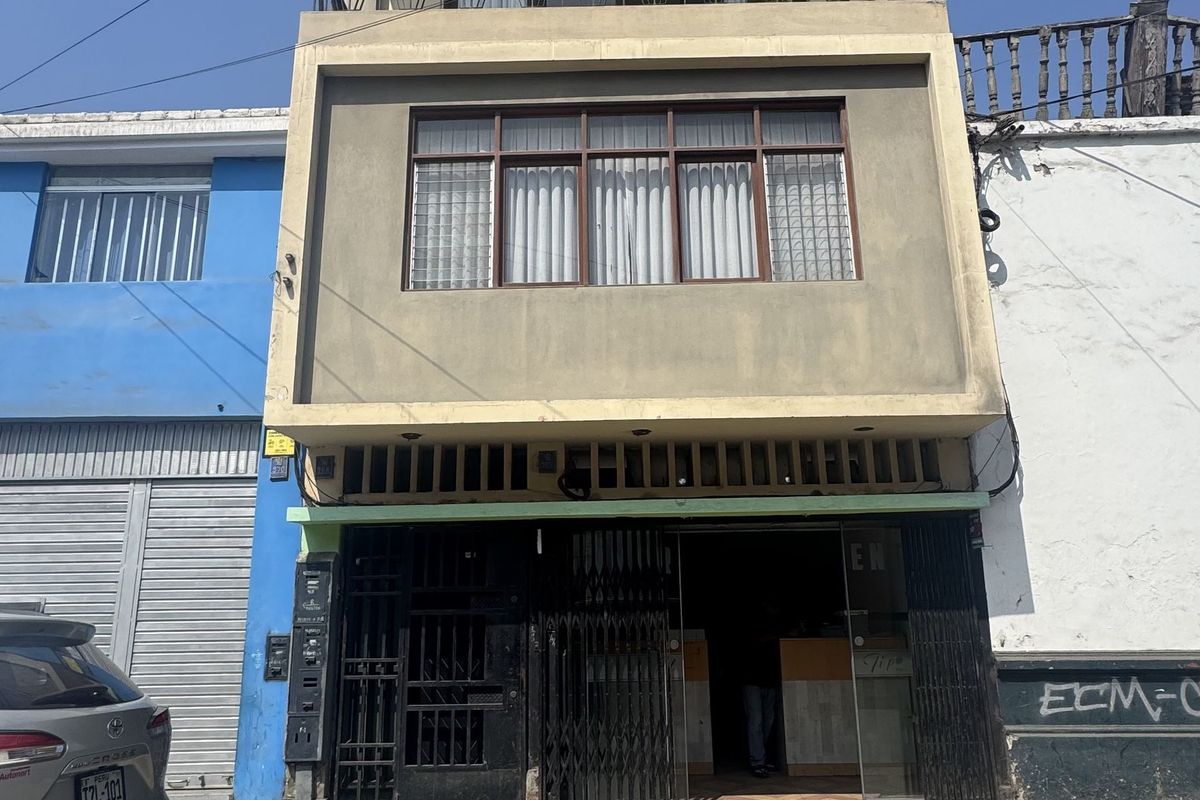 Dúplex amplio de 396 m² en el centro de Trujillo