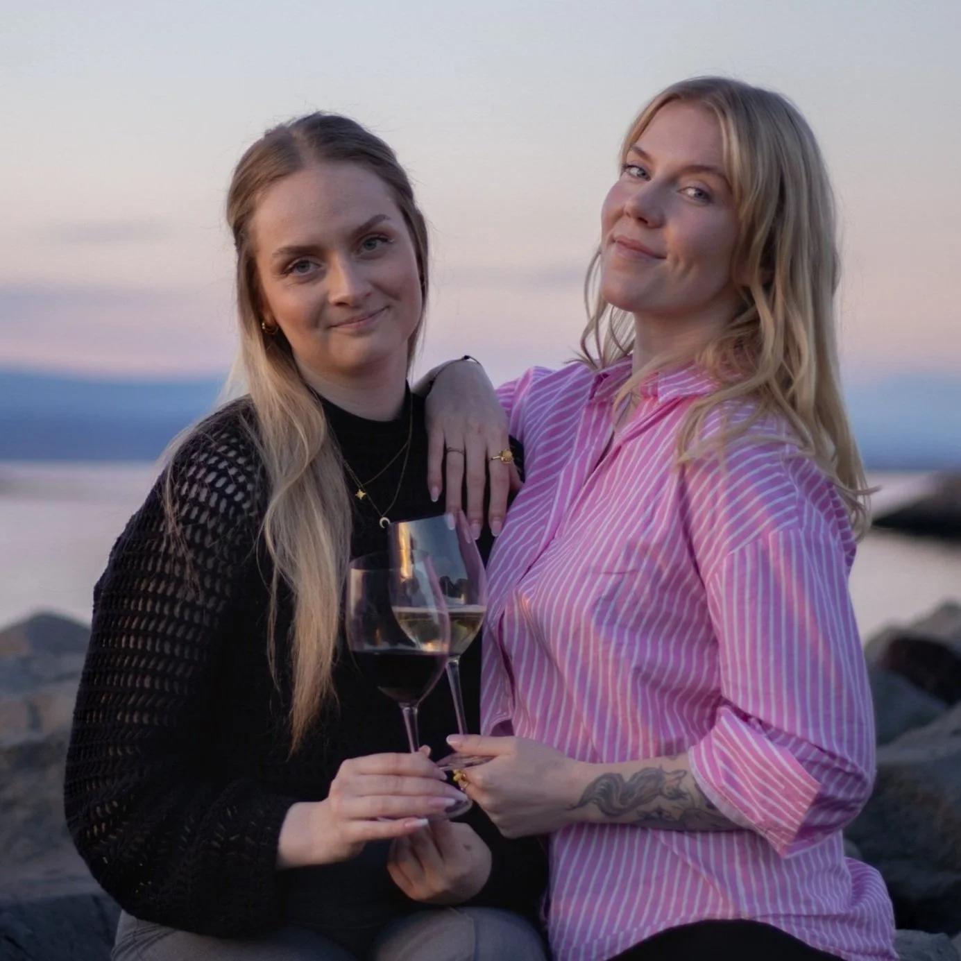 Hverjar erum við?