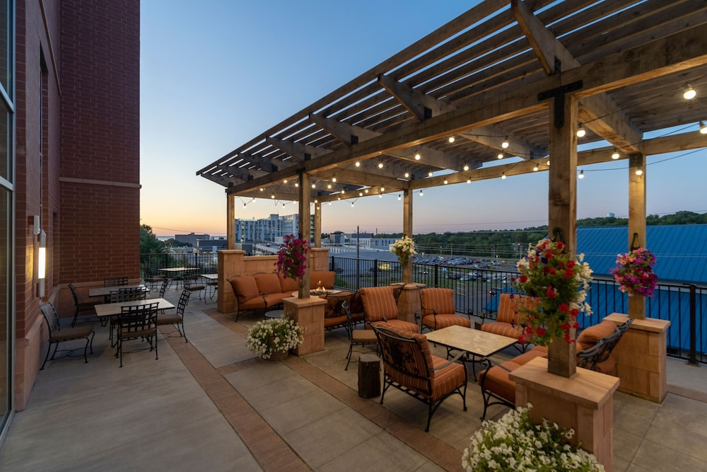 Accessible Hotels in Marquette, Michigan With Verified Measurements