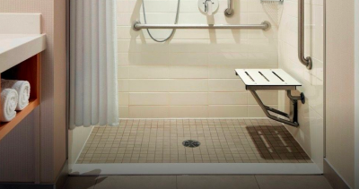 Roll-in Showers in Hotels: How to Book a Room With One