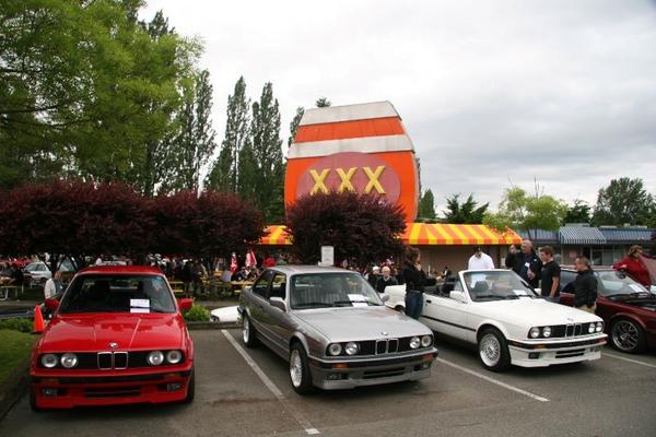E30s at XXX Drive In