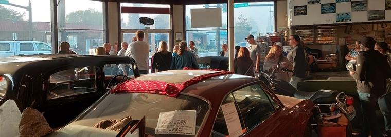 Greg Explaining the tour route at Giordano’s