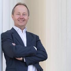 Artur Sosna, CIF investor