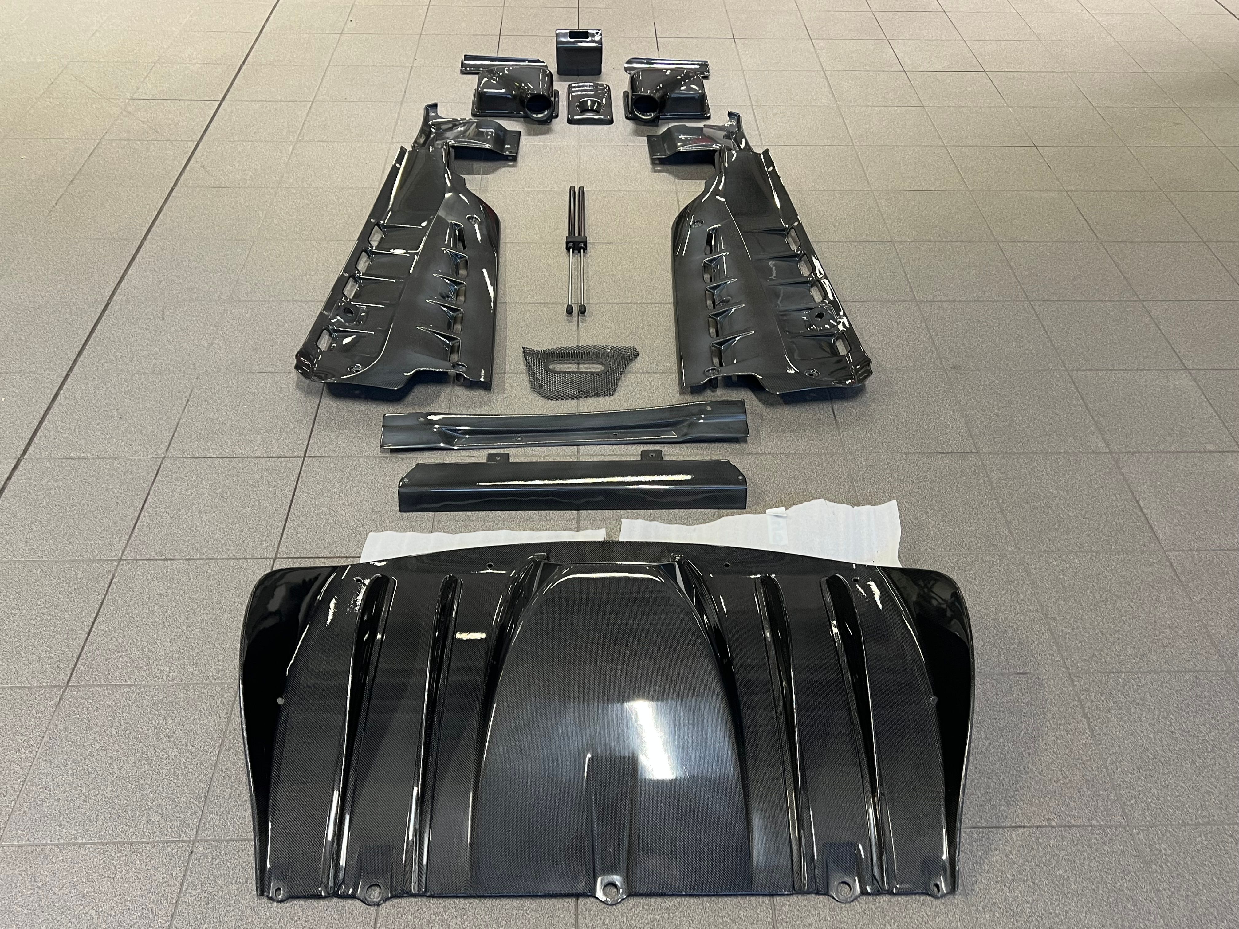 Kolfiberpaneler Ferrari F430 – bild 1