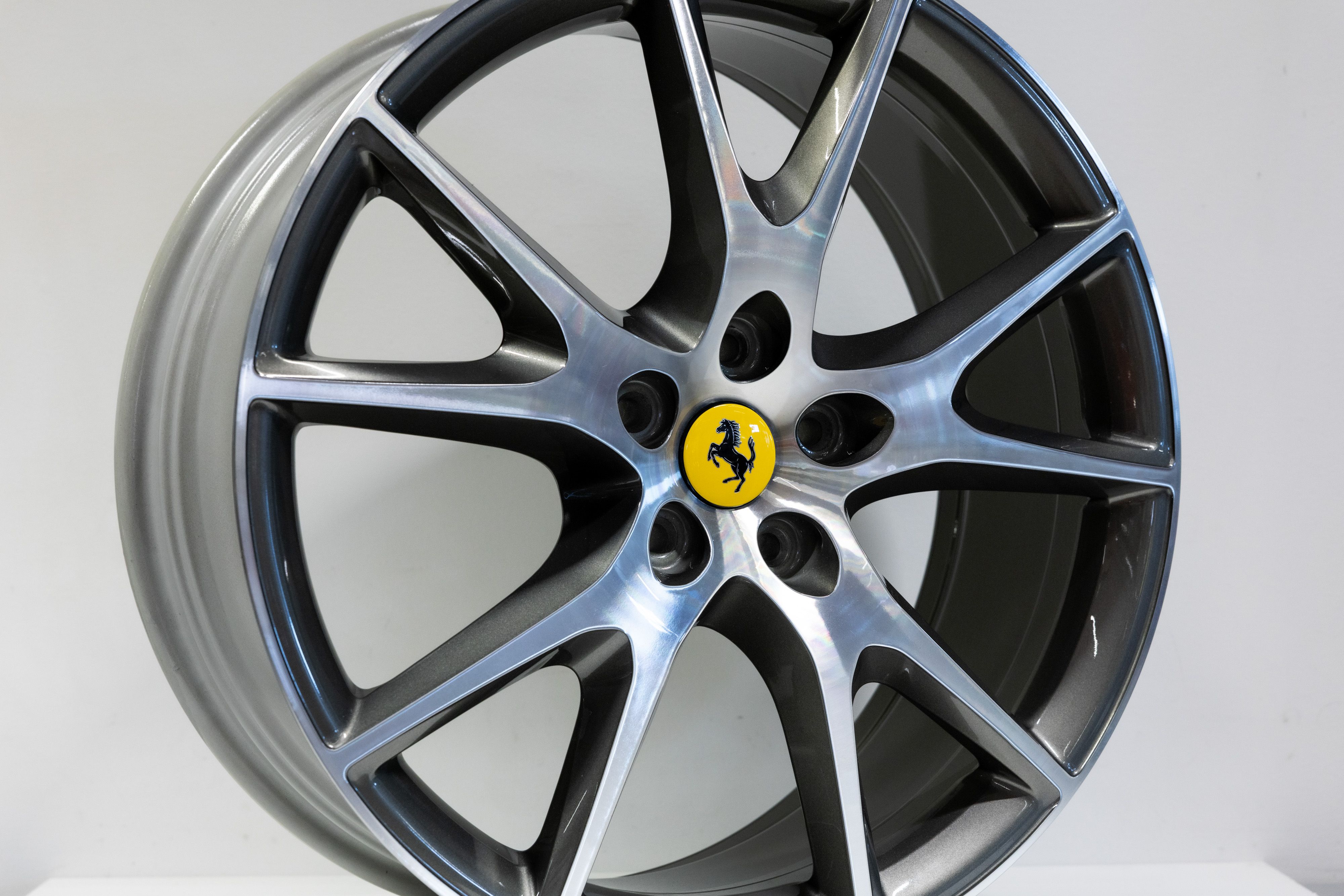 Fälg Ferrari California