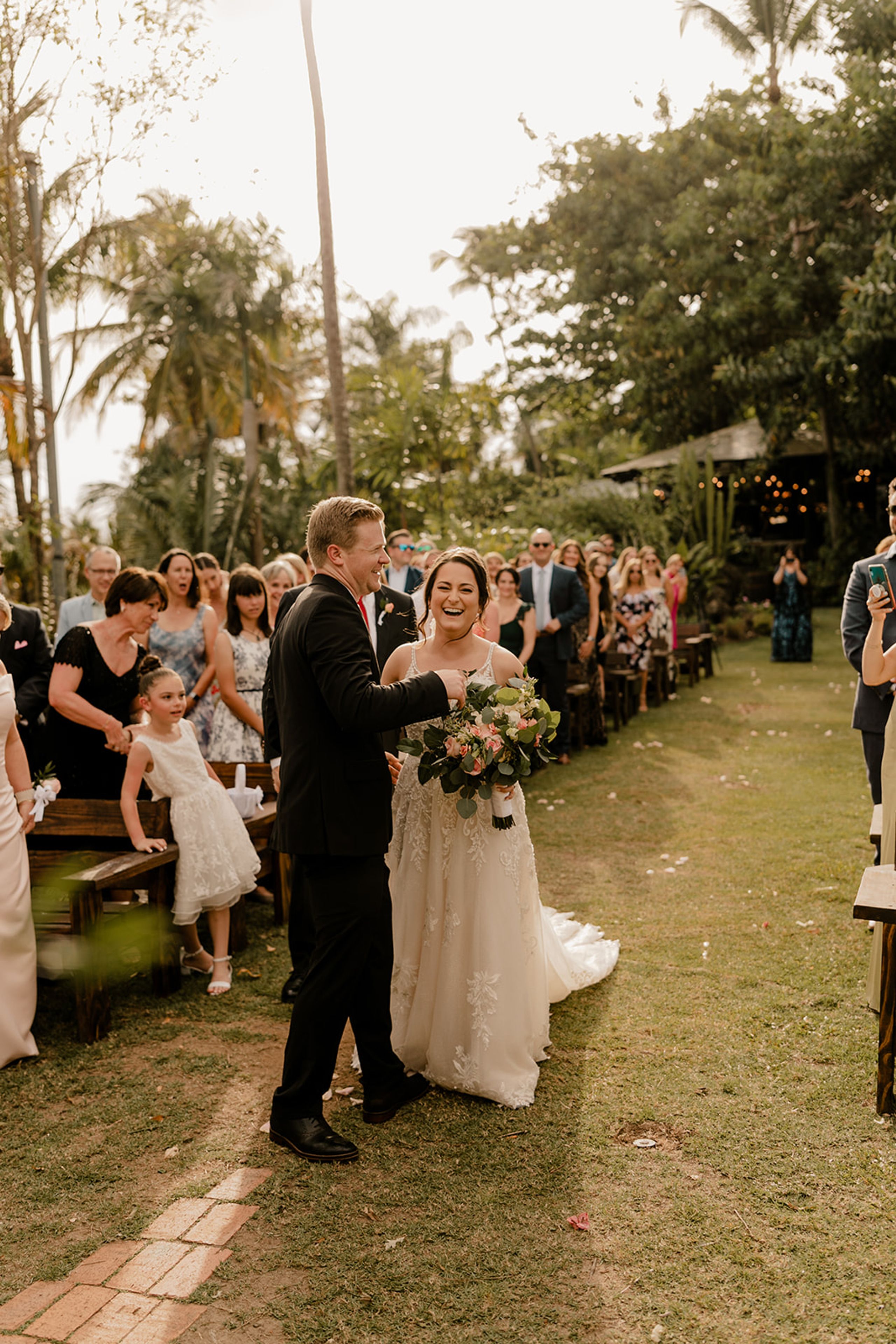Planning Your Wedding at Hacienda Siesta Alegre: Costs, and Photos — wedding photography by Hevesi Journal