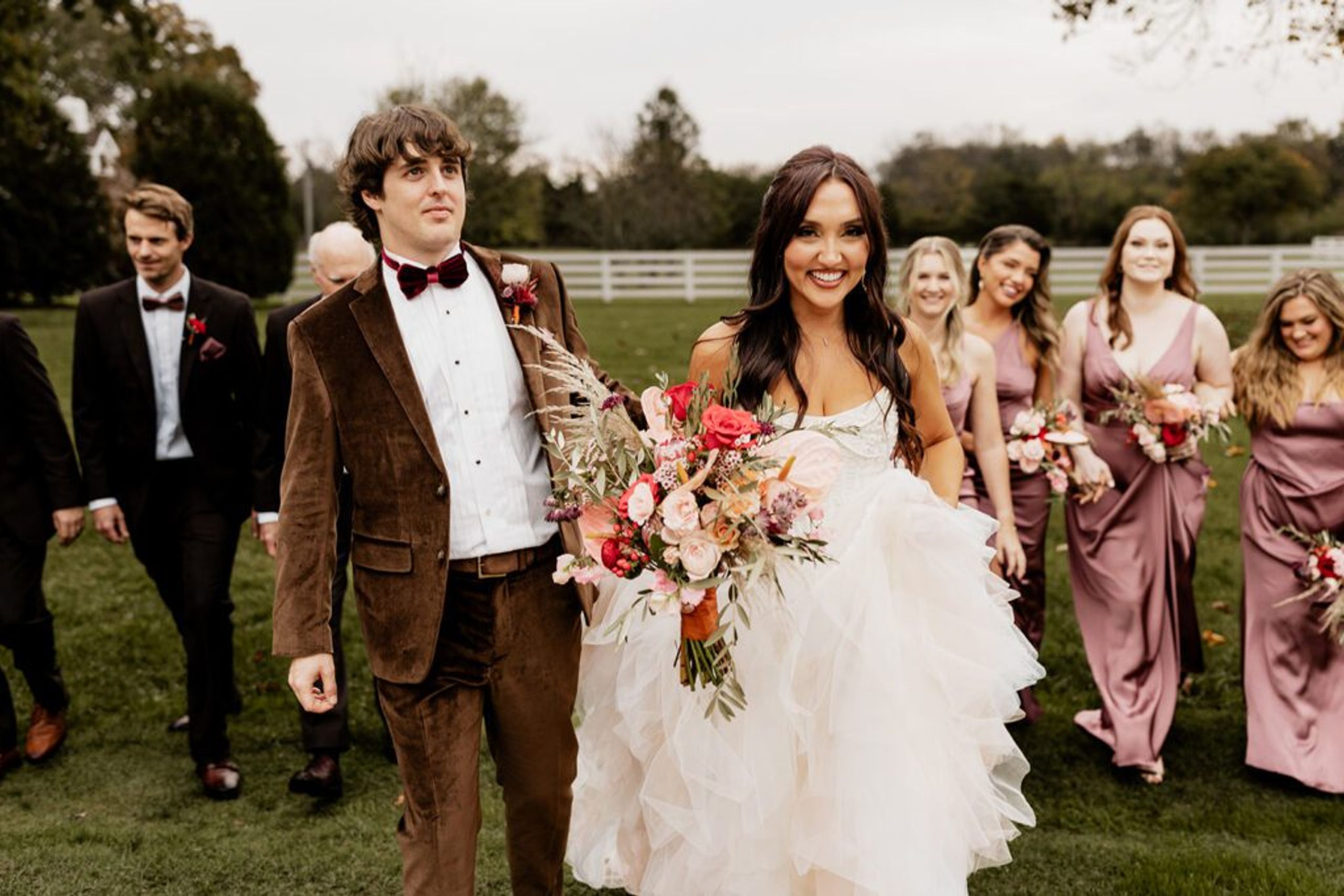 Planning a Wedding at Saddle Woods Farm: The Ultimate Guide — wedding photography by Hevesi Journal