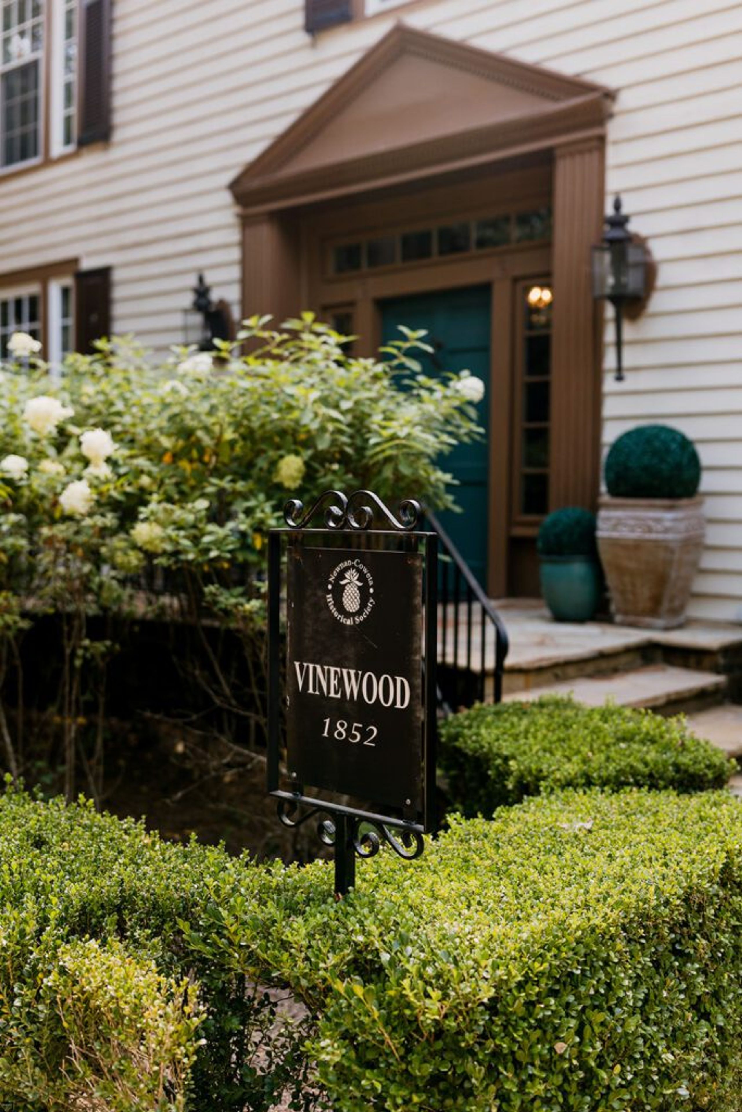 How To Plan A Vinewood Stables Wedding – Tips And Inspiration — wedding photography by Hevesi Journal