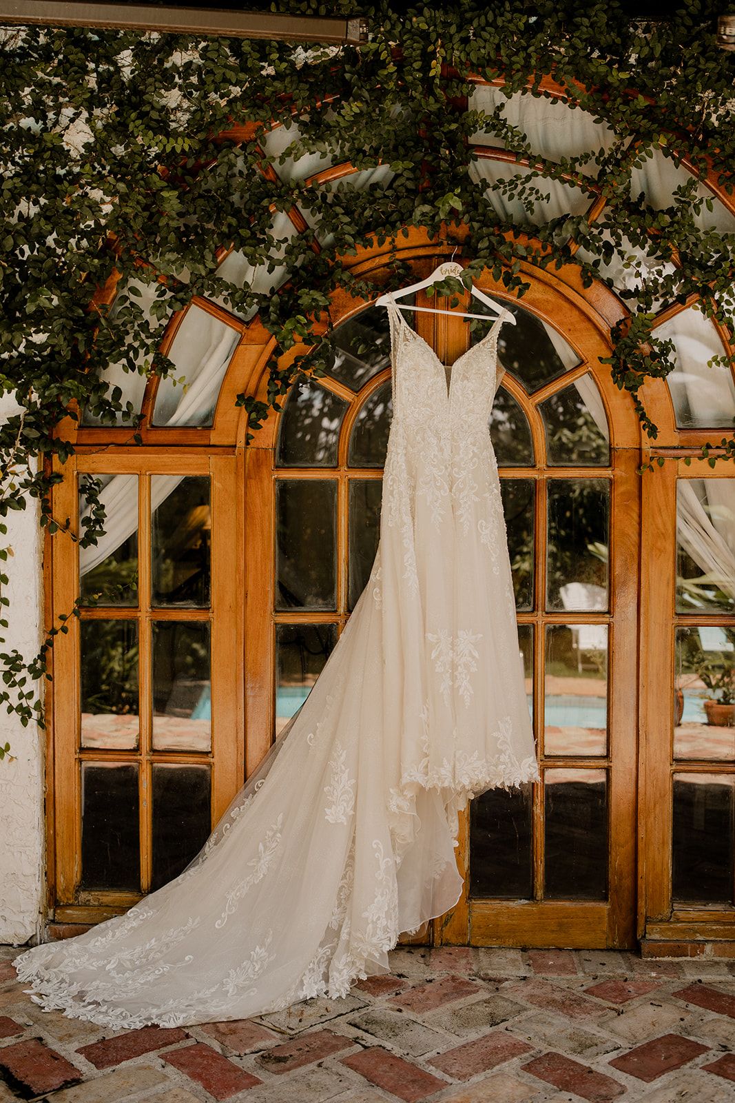 Planning Your Wedding at Hacienda Siesta Alegre: Costs, and Photos — wedding photography by Hevesi Journal