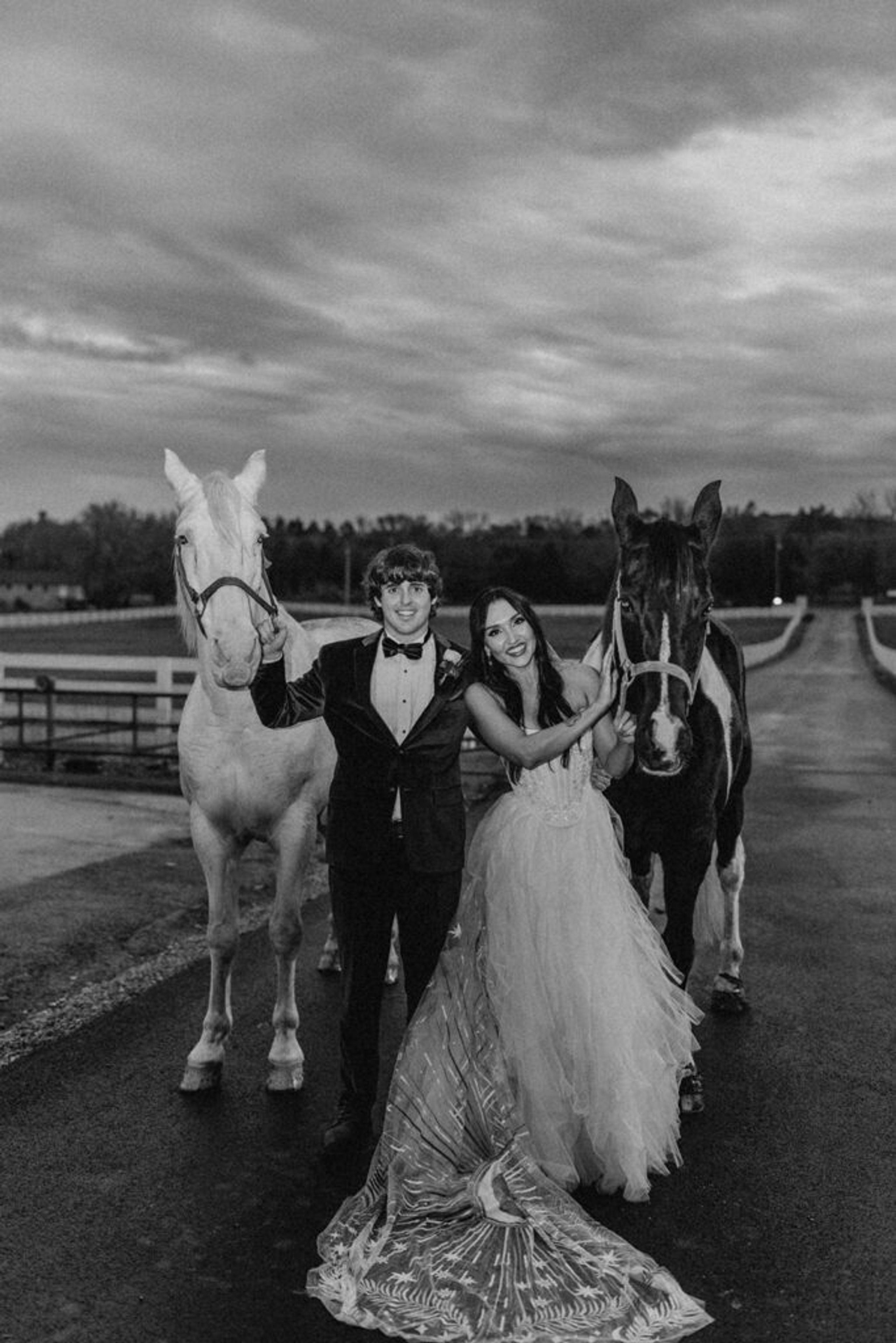 Planning a Wedding at Saddle Woods Farm: The Ultimate Guide — wedding photography by Hevesi Journal
