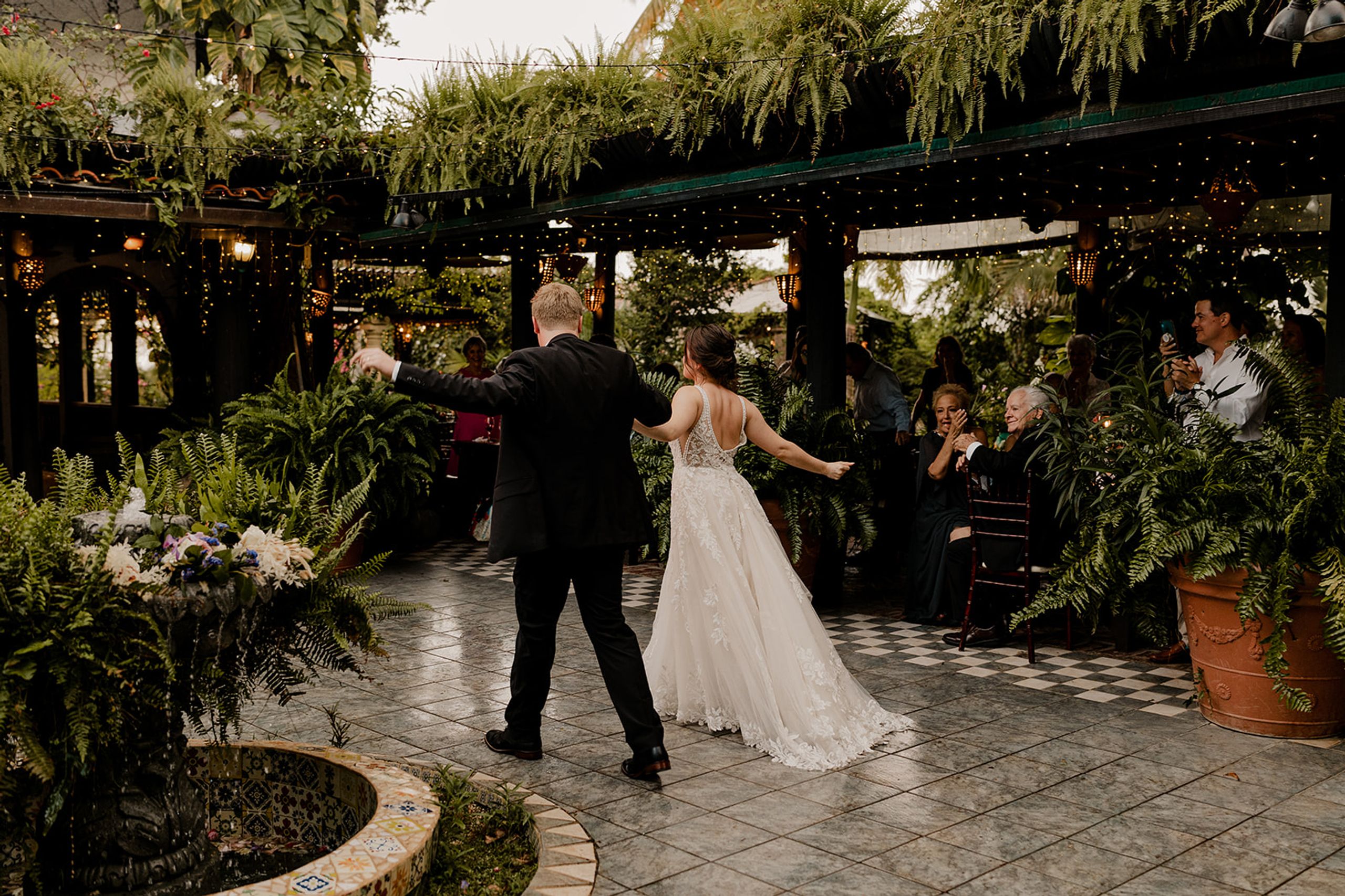 Planning Your Wedding at Hacienda Siesta Alegre: Costs, and Photos — wedding photography by Hevesi Journal