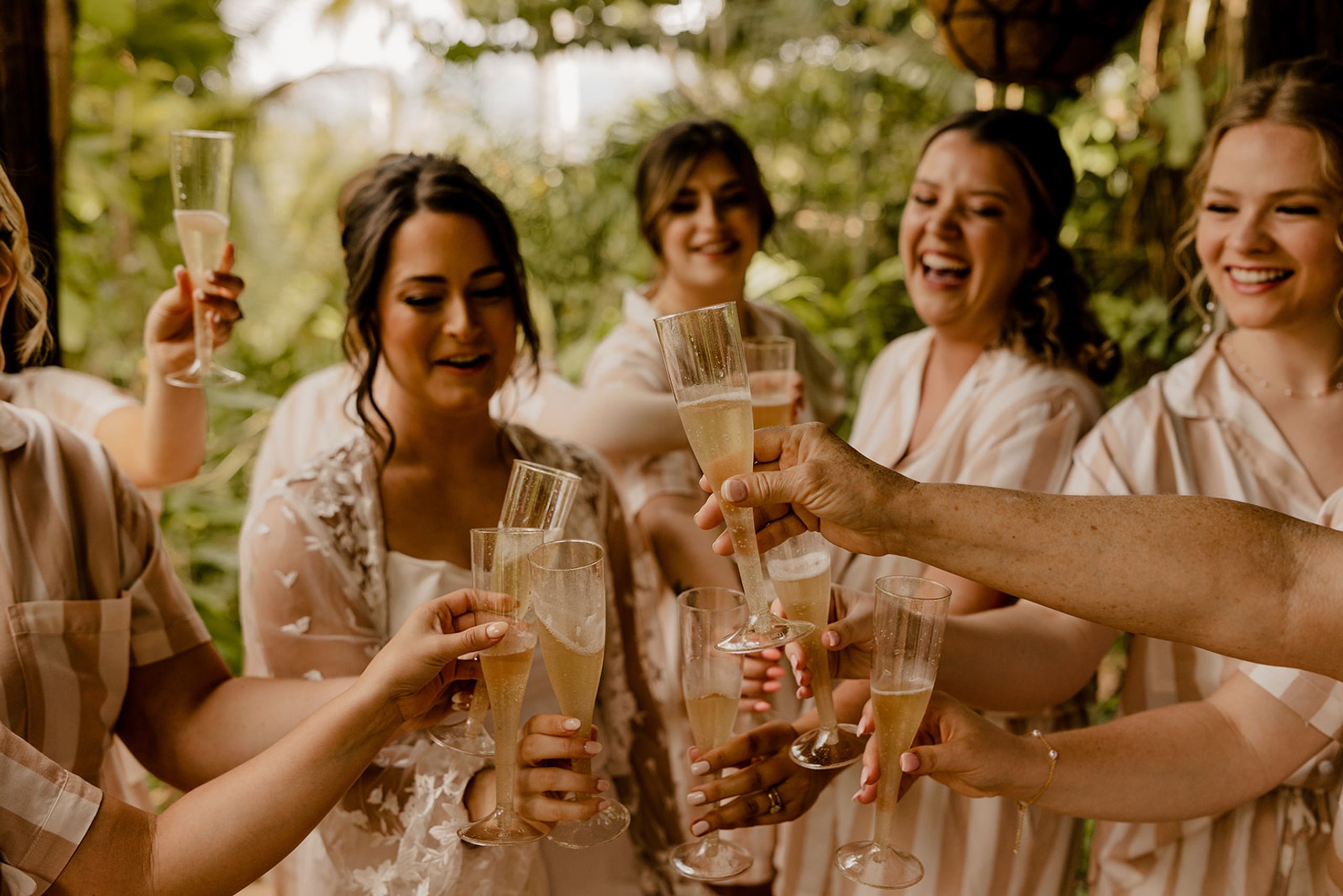 Planning Your Wedding at Hacienda Siesta Alegre: Costs, and Photos — wedding photography by Hevesi Journal