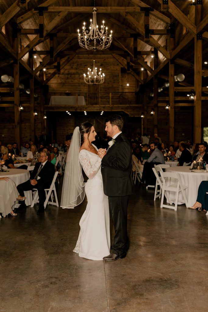 Planning your wedding at Hidden Acres Wedding Venue costs and photos — wedding photography by Hevesi Journal