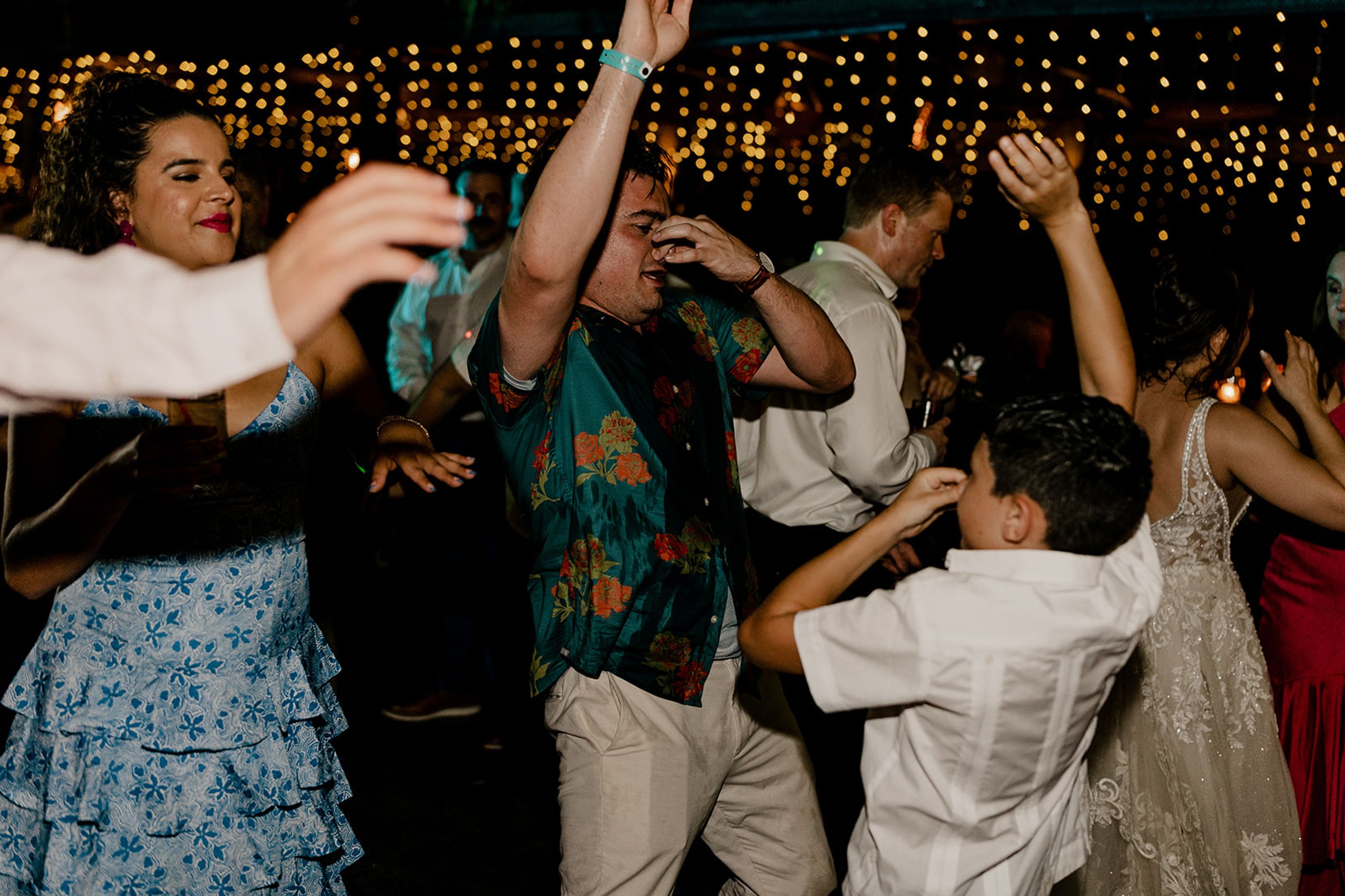 Planning Your Wedding at Hacienda Siesta Alegre: Costs, and Photos — wedding photography by Hevesi Journal