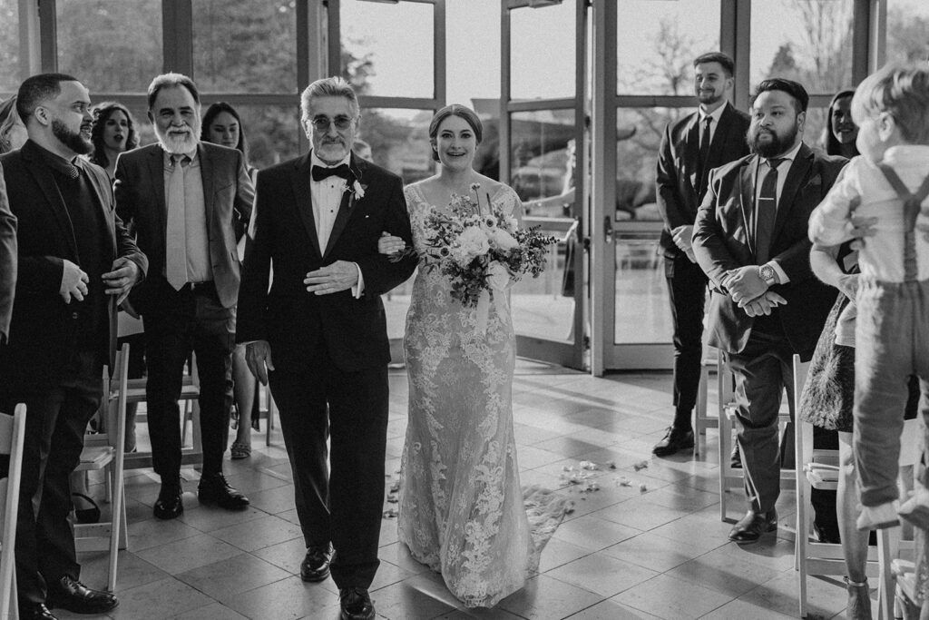 Inside a Fernbank Museum Wedding – Photos & Planning Tips — wedding photography by Hevesi Journal