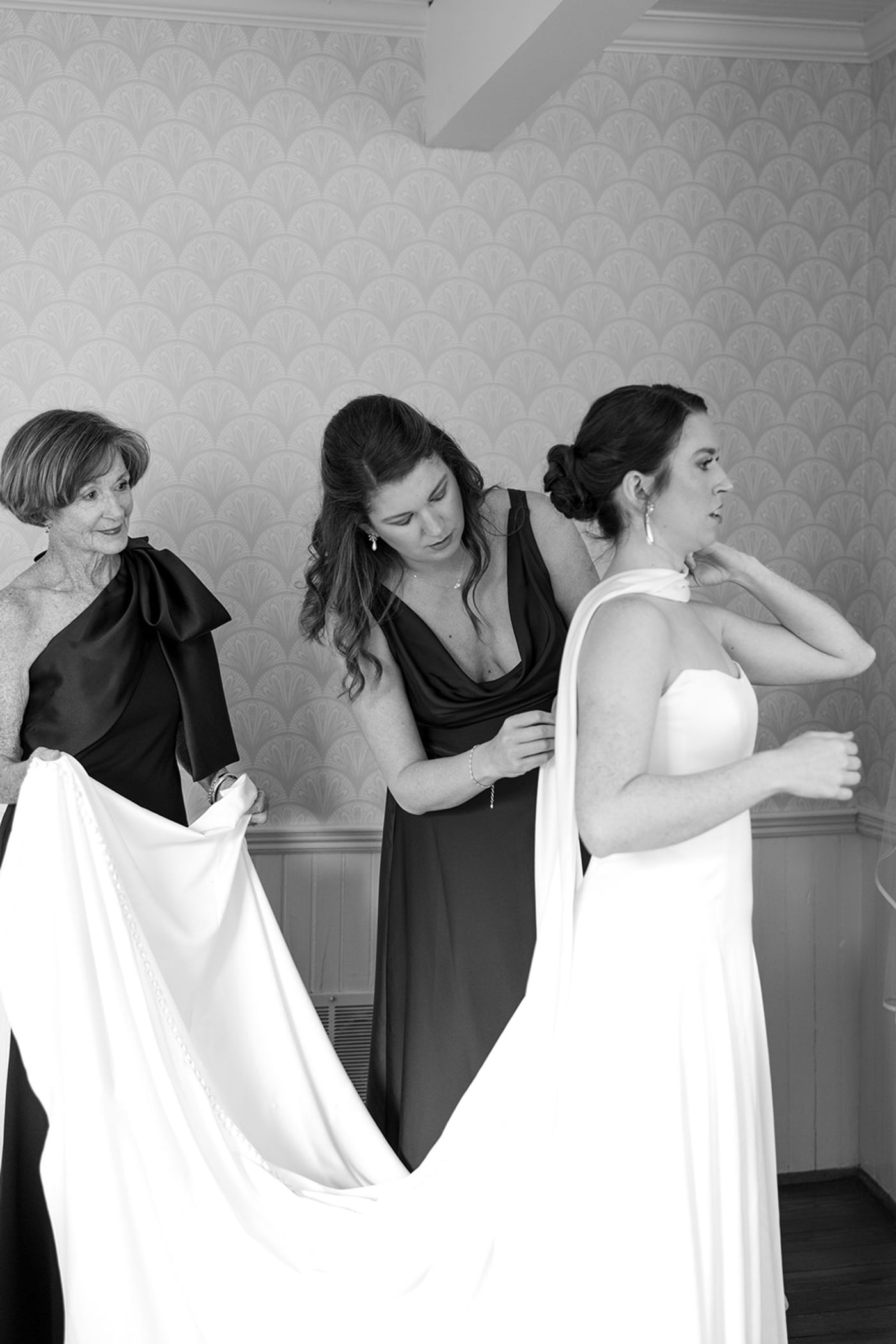 Documentary wedding photograph, Kimball Hall, Georgia