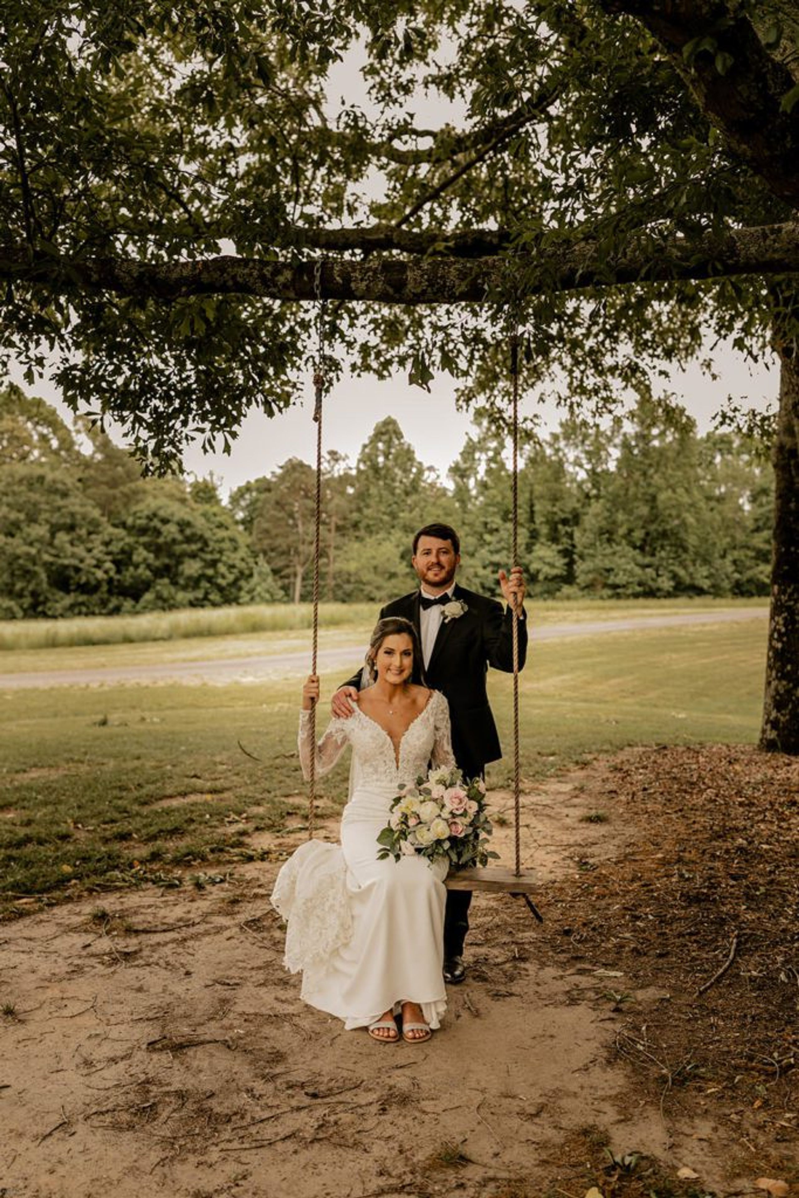 Planning your wedding at Hidden Acres Wedding Venue costs and photos — wedding photography by Hevesi Journal