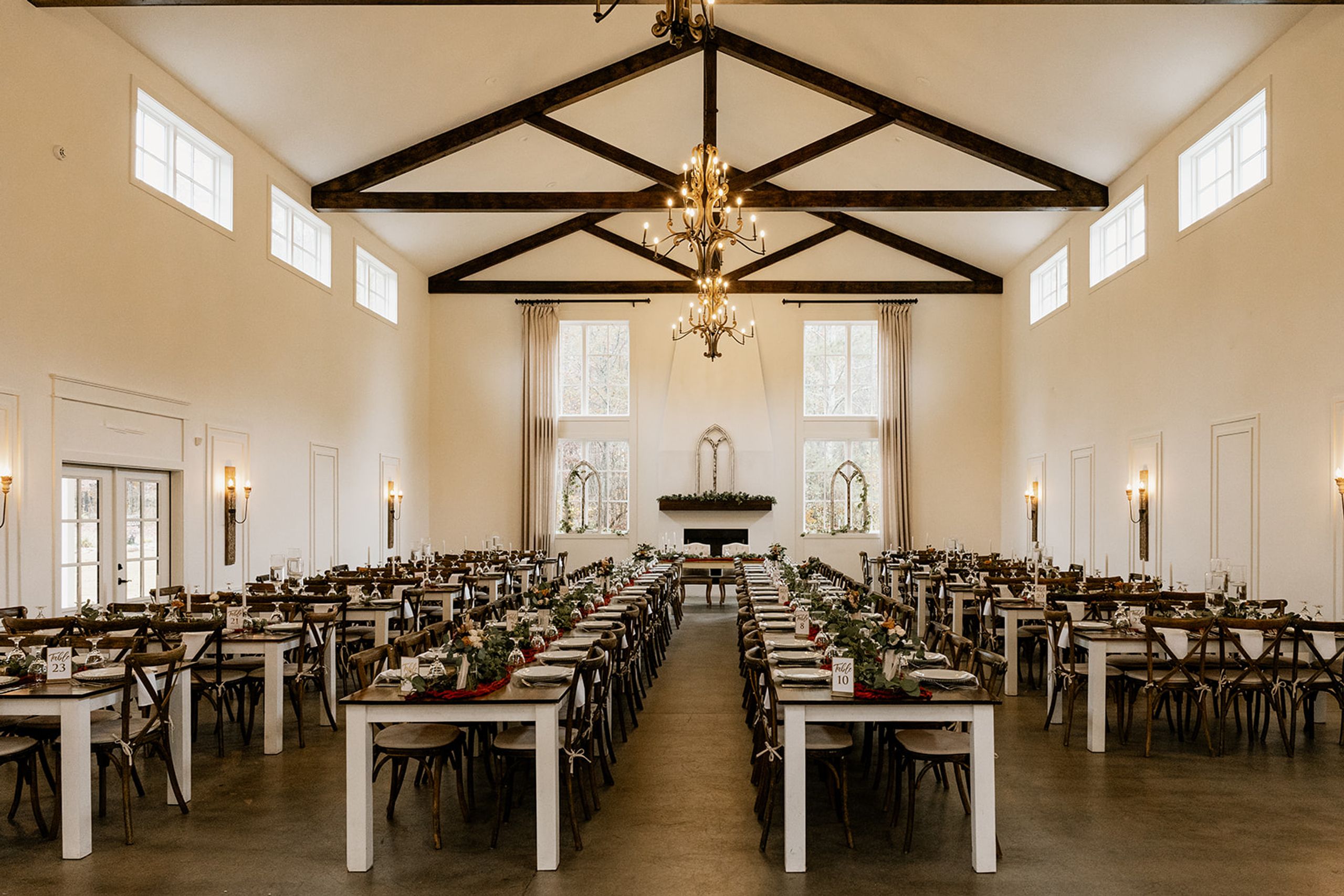 White Fox Cottage Venue Planning: Cost & Tips — wedding photography by Hevesi Journal