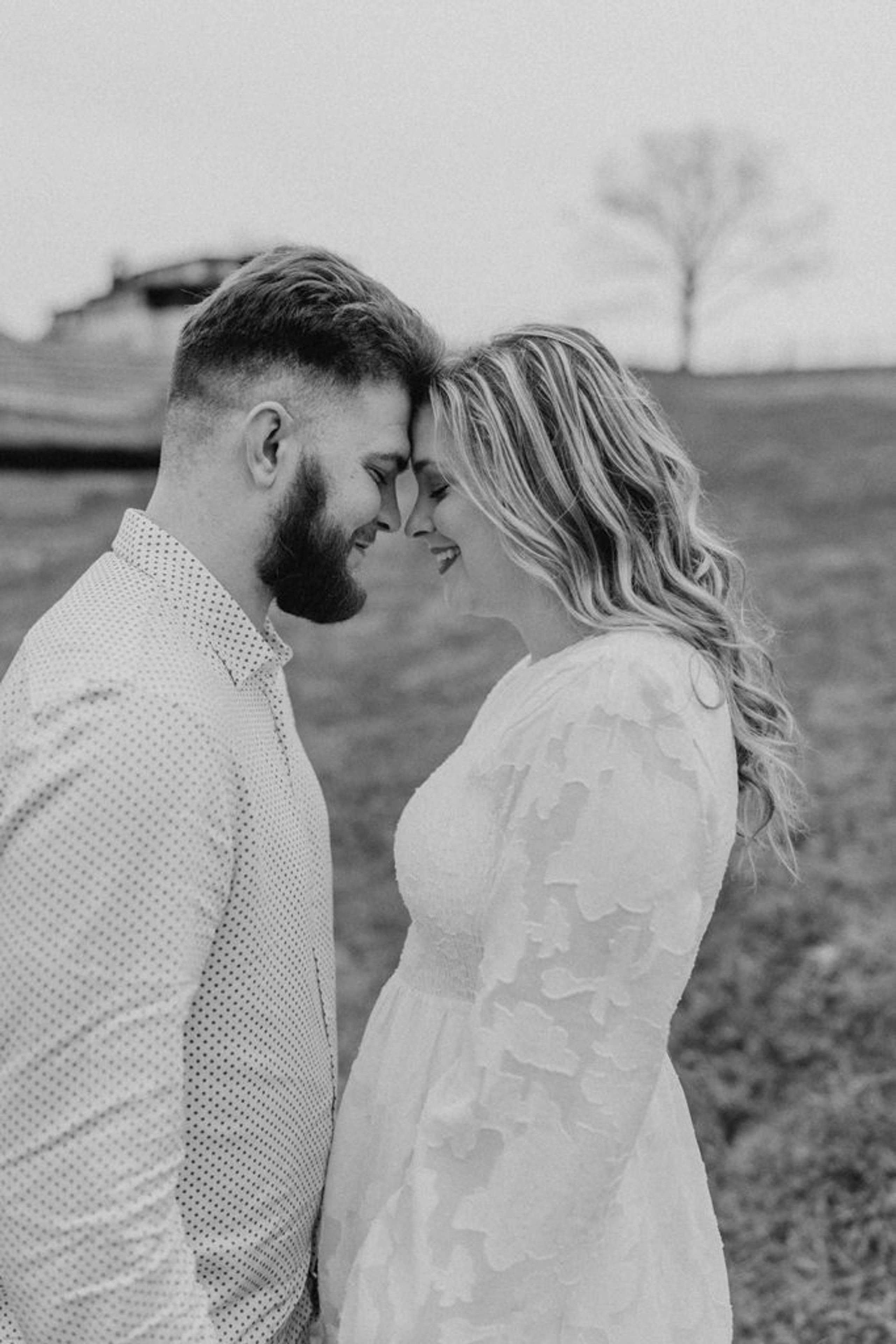 Monteluce Winery Engagement Session Photos Guide — wedding photography by Hevesi Journal