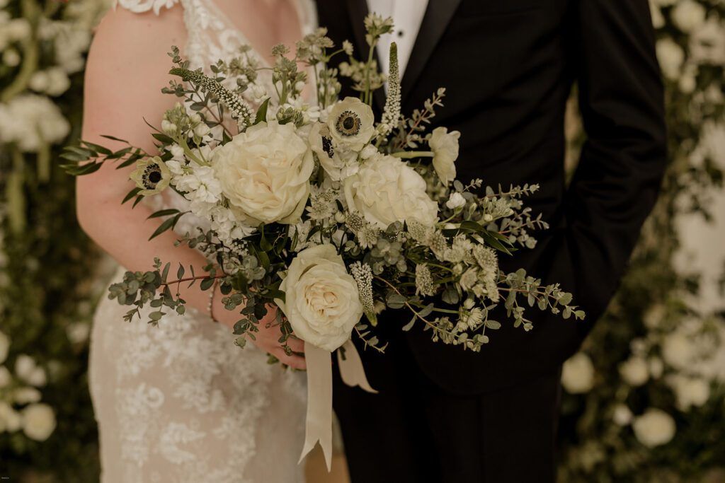 Inside a Fernbank Museum Wedding – Photos & Planning Tips — wedding photography by Hevesi Journal