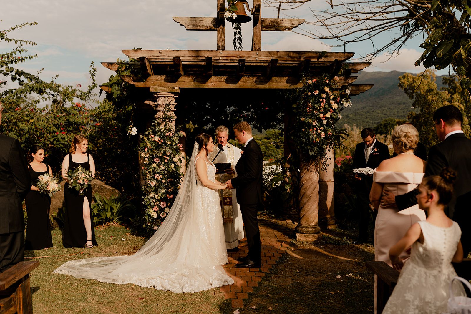 Planning Your Wedding at Hacienda Siesta Alegre: Costs, and Photos — wedding photography by Hevesi Journal