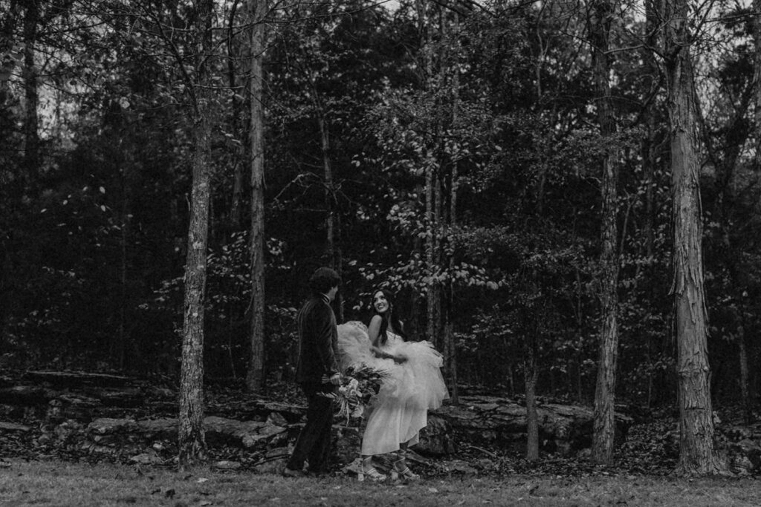 Planning a Wedding at Saddle Woods Farm: The Ultimate Guide — wedding photography by Hevesi Journal