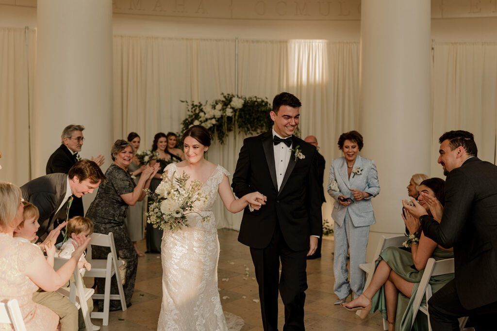 Inside a Fernbank Museum Wedding – Photos & Planning Tips — wedding photography by Hevesi Journal