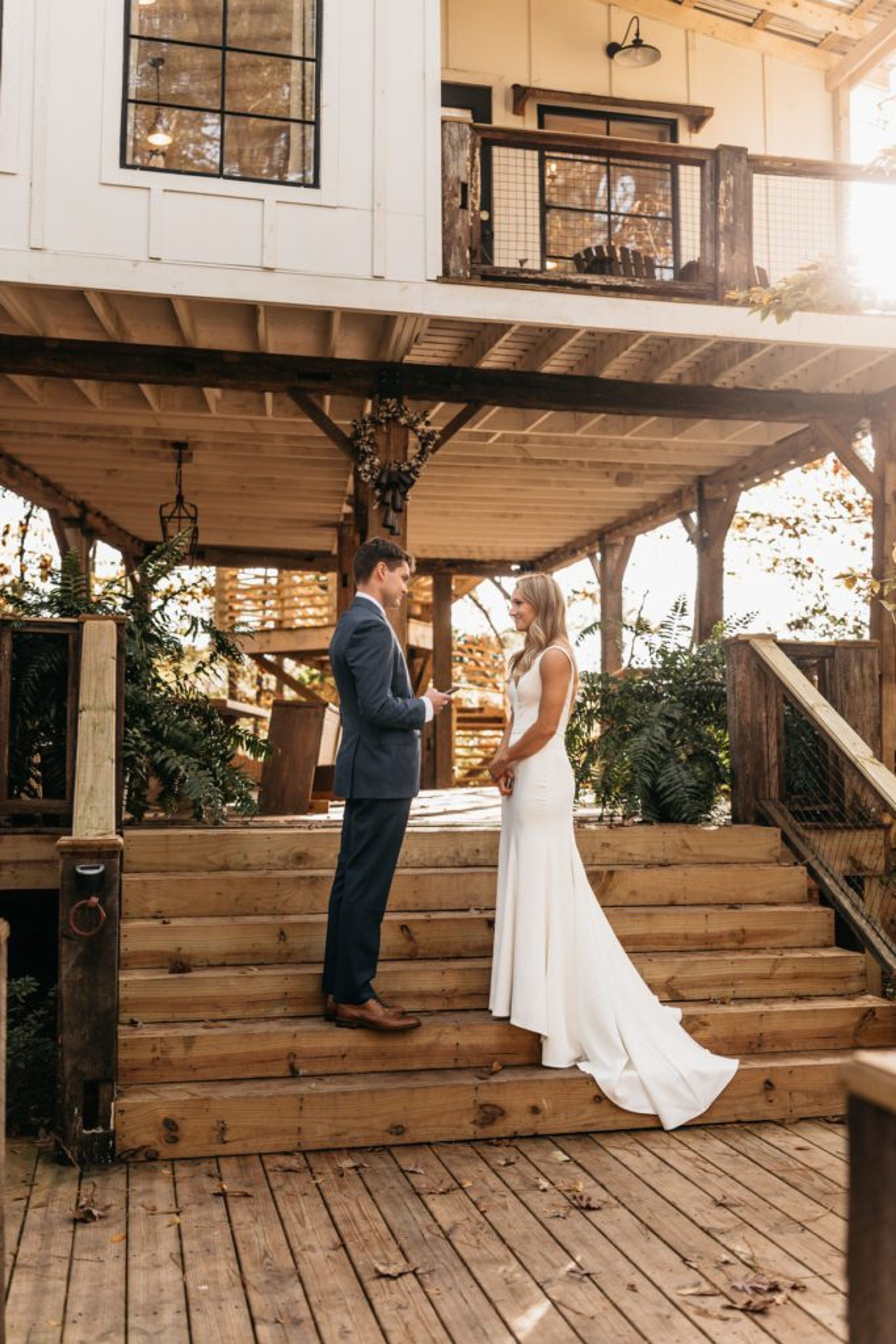 atlanta treehouse elopement microwedding airbnb photography