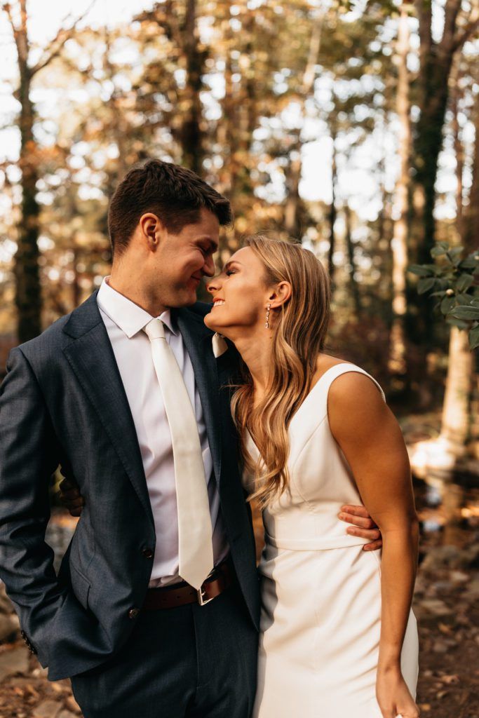 atlanta treehouse elopement microwedding airbnb photography