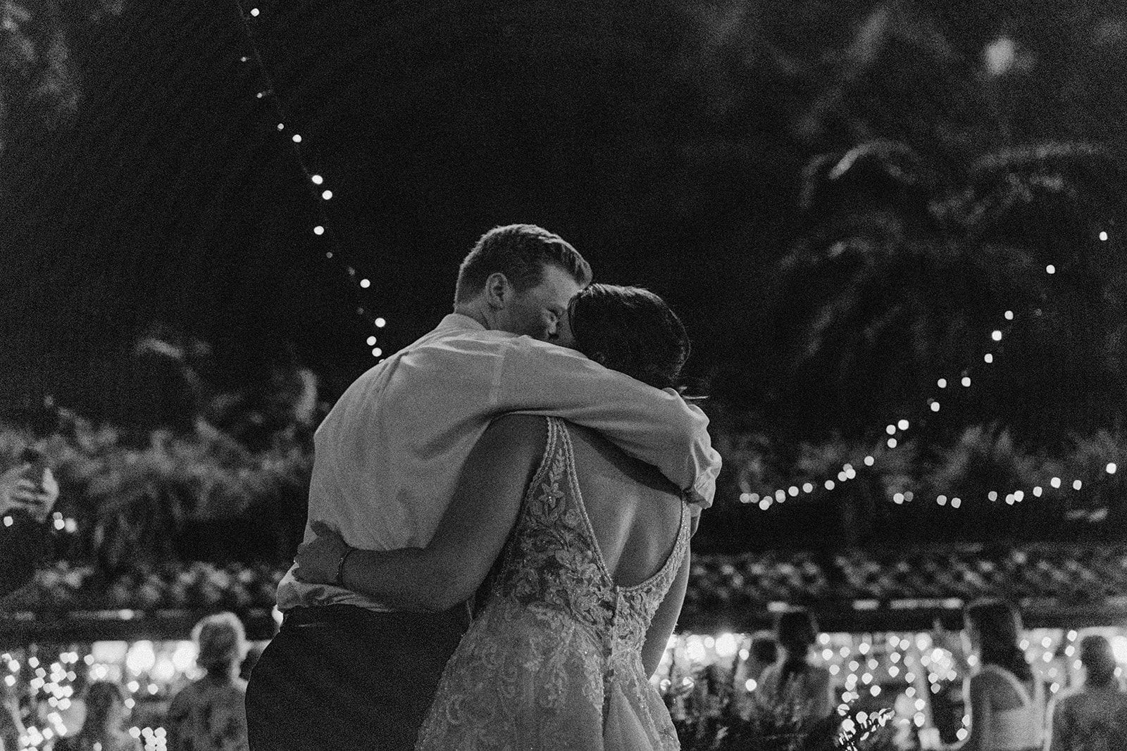 Planning Your Wedding at Hacienda Siesta Alegre: Costs, and Photos — wedding photography by Hevesi Journal