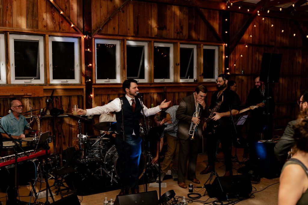 Vermont Wedding Venues – Tips And Inspiration — wedding photography by Hevesi Journal