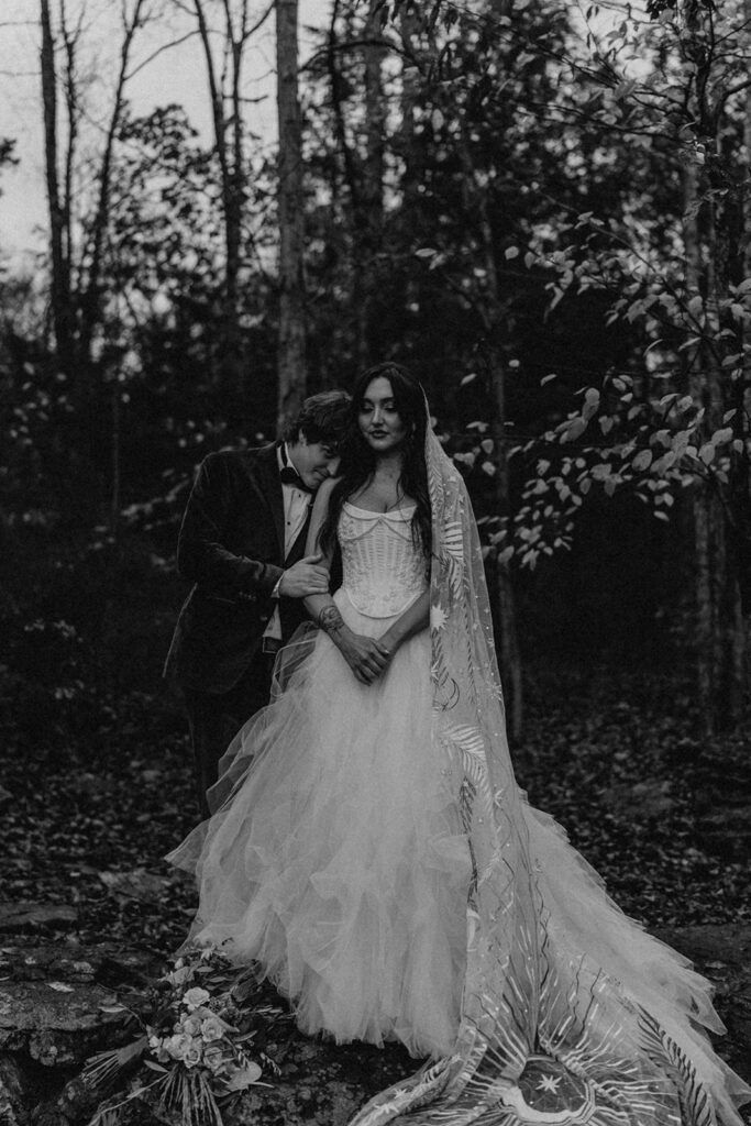 Planning a Wedding at Saddle Woods Farm: The Ultimate Guide — wedding photography by Hevesi Journal