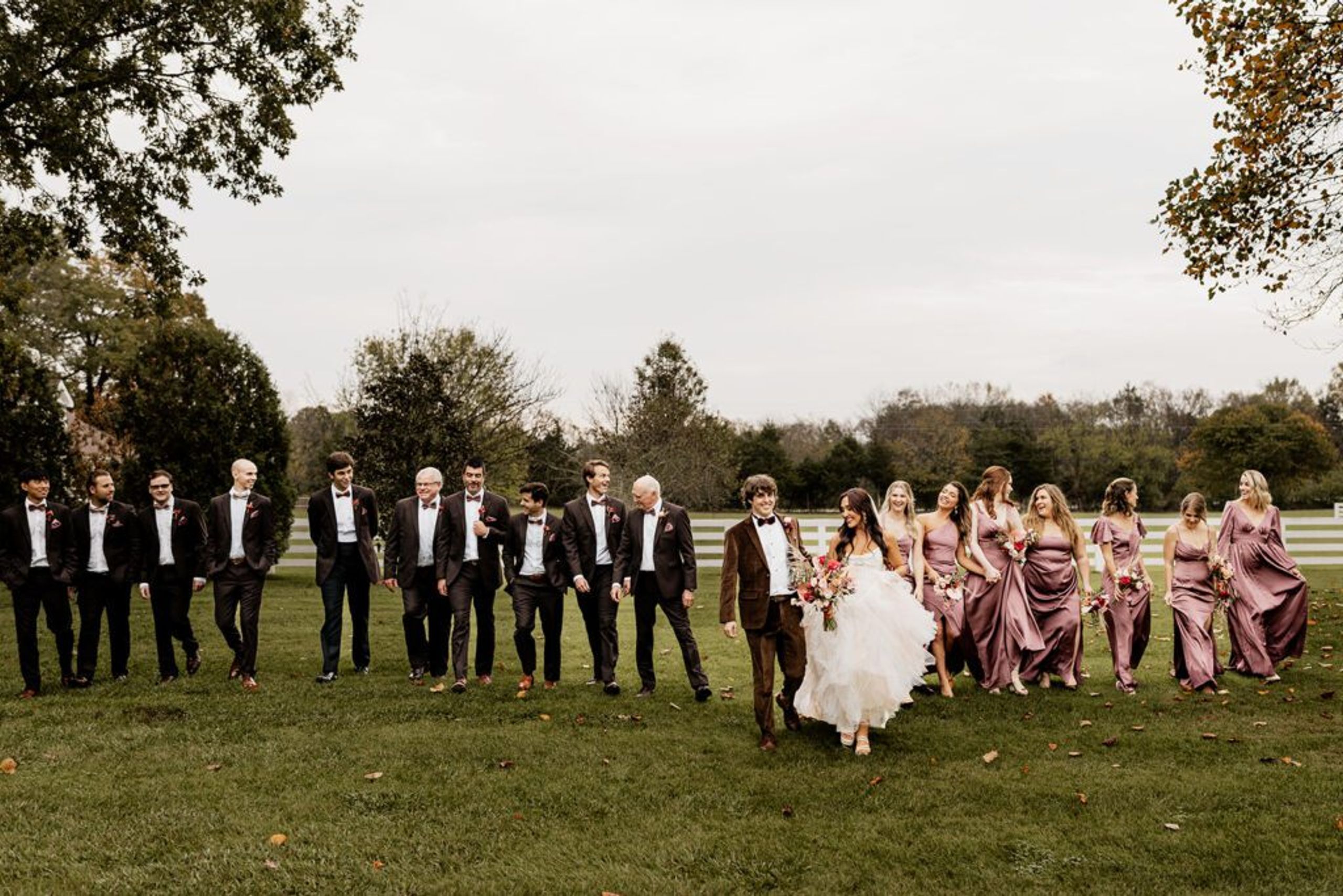 Planning a Wedding at Saddle Woods Farm: The Ultimate Guide — wedding photography by Hevesi Journal
