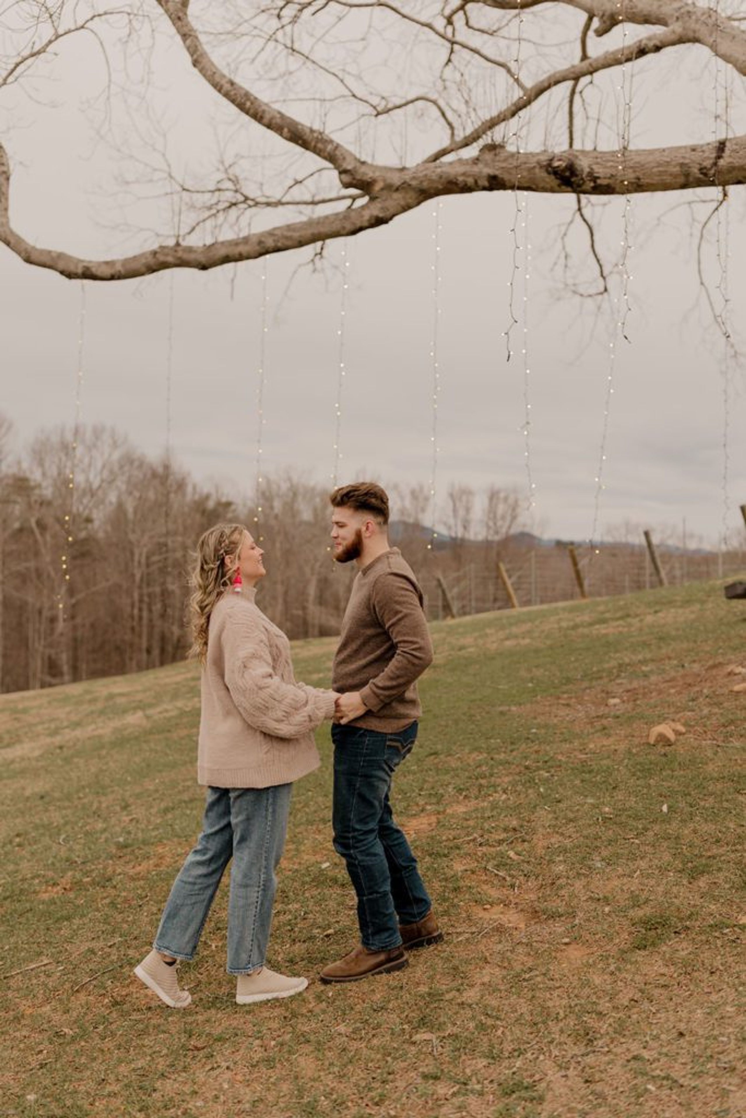 Monteluce Winery Engagement Session Photos Guide — wedding photography by Hevesi Journal