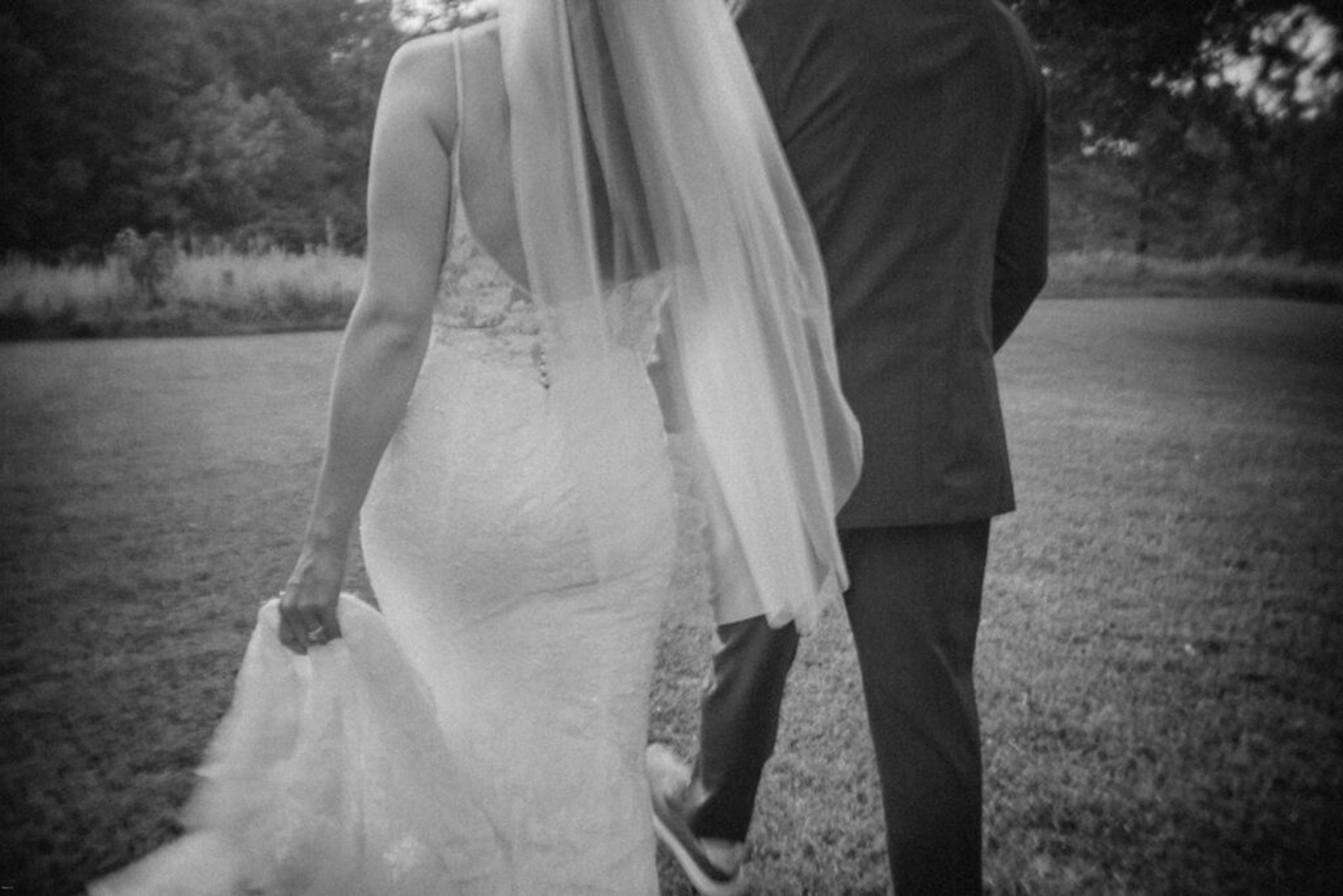How To Plan A Vinewood Stables Wedding – Tips And Inspiration — wedding photography by Hevesi Journal