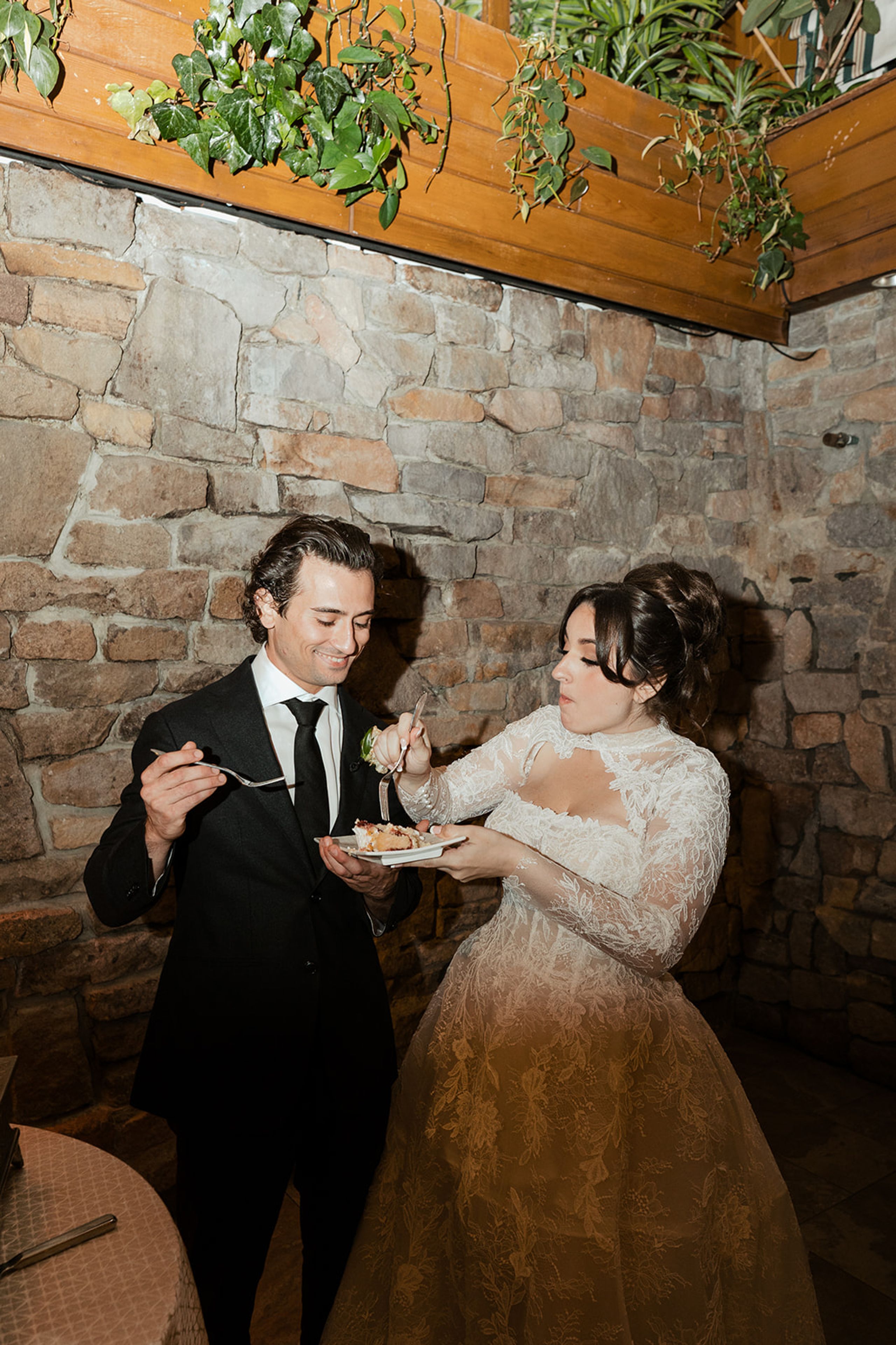 Alex & Cate - Photo 9