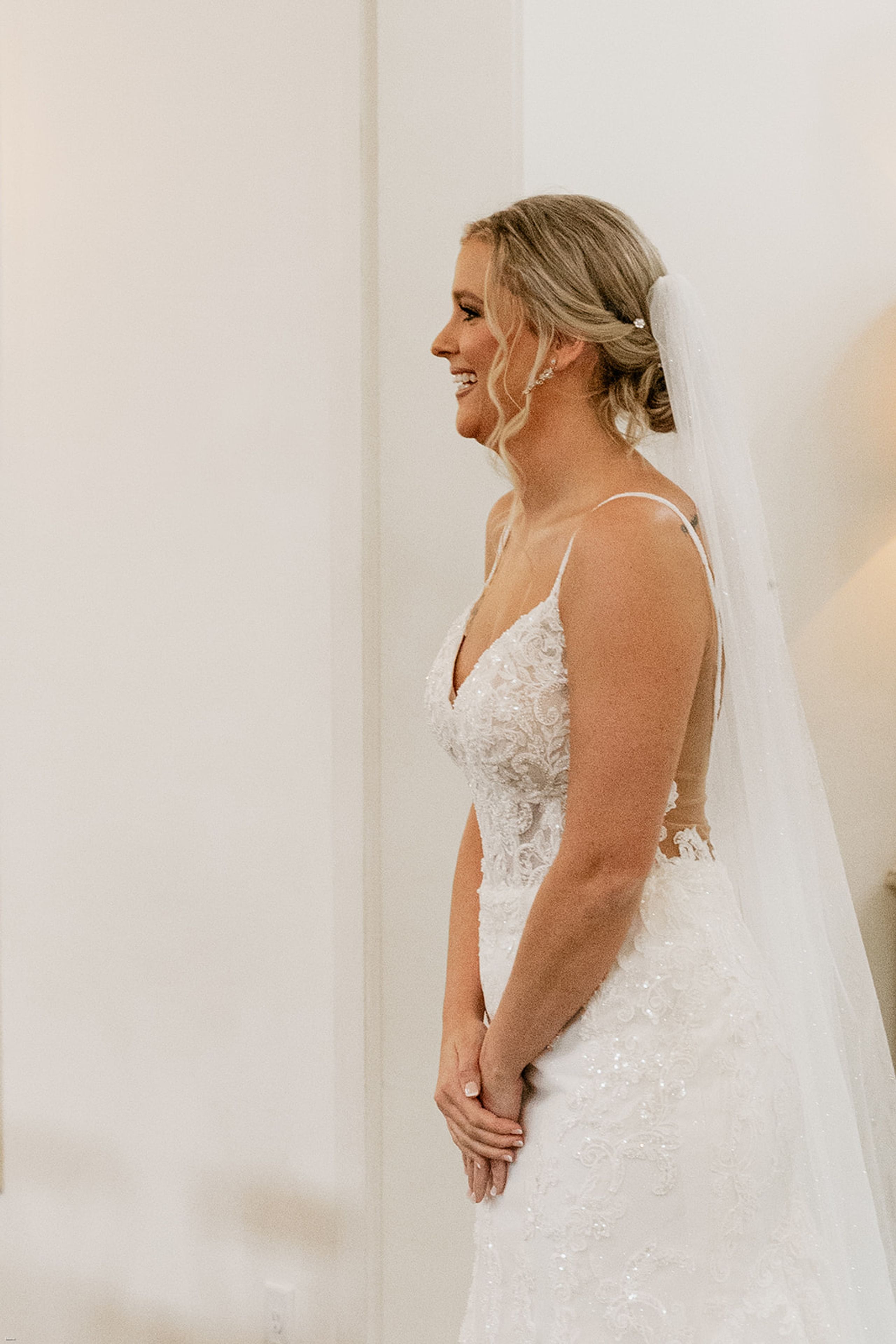 White Fox Cottage Venue Planning: Cost & Tips — wedding photography by Hevesi Journal