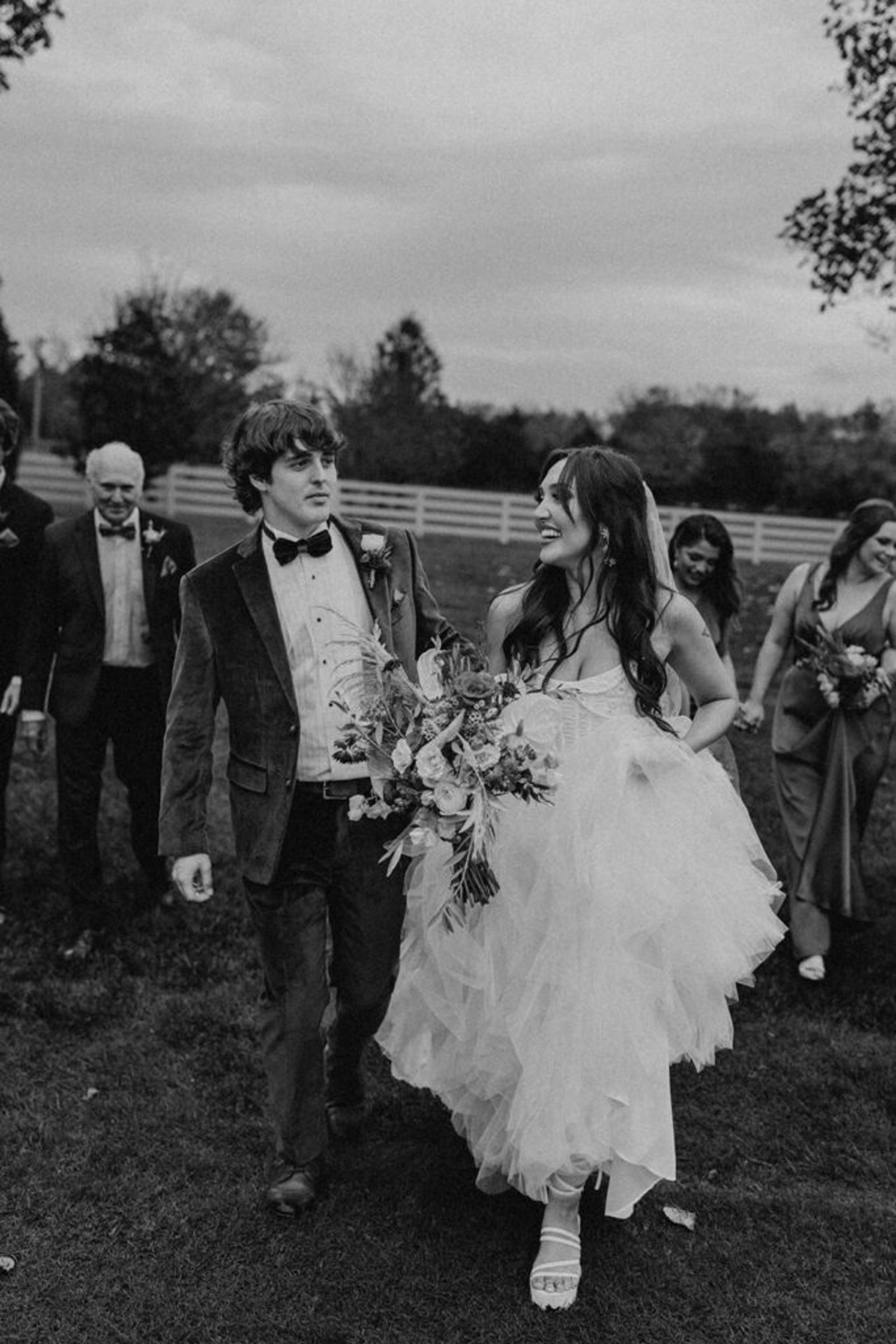 Planning a Wedding at Saddle Woods Farm: The Ultimate Guide — wedding photography by Hevesi Journal