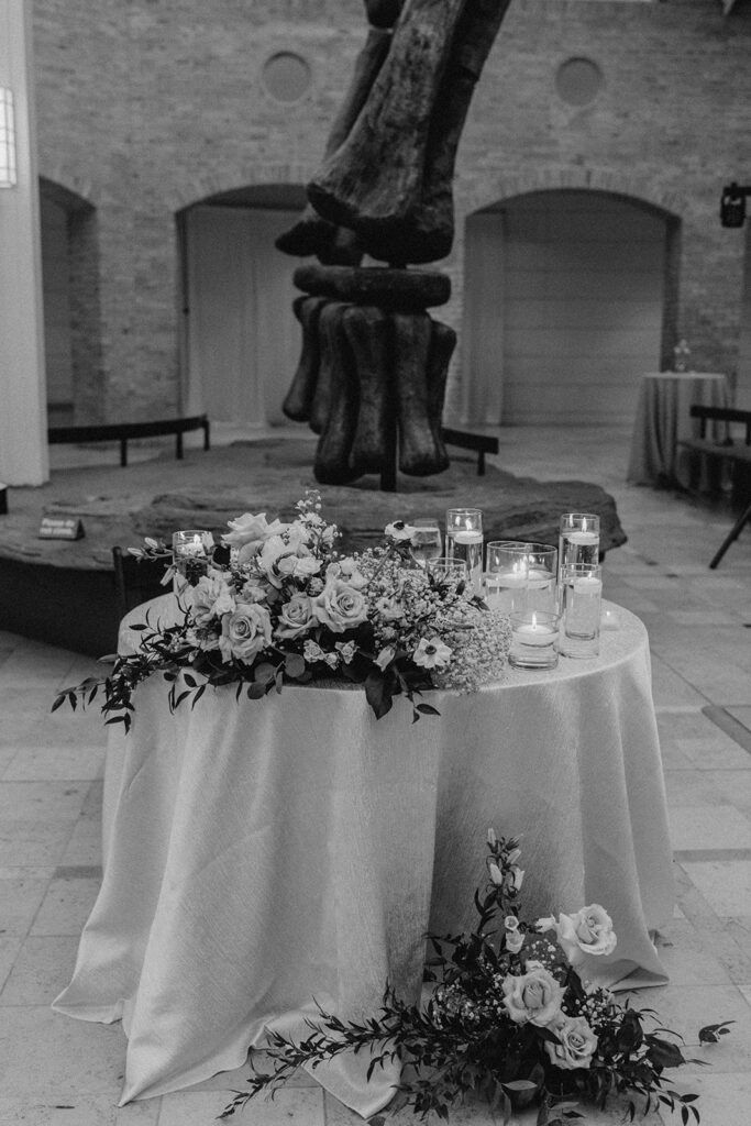 Inside a Fernbank Museum Wedding – Photos & Planning Tips — wedding photography by Hevesi Journal