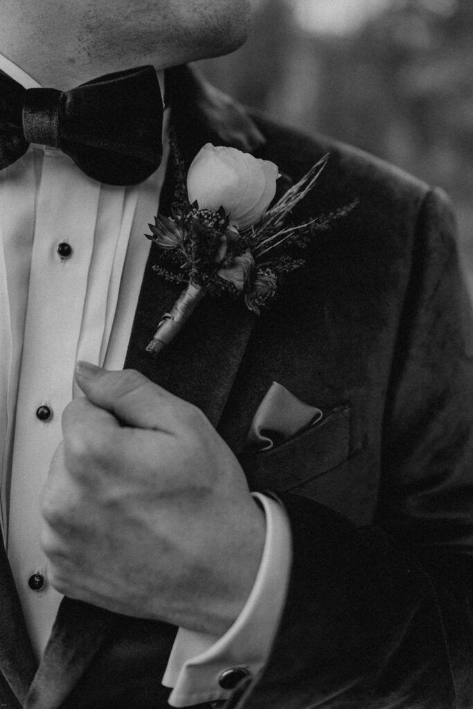 Planning a Wedding at Saddle Woods Farm: The Ultimate Guide — wedding photography by Hevesi Journal
