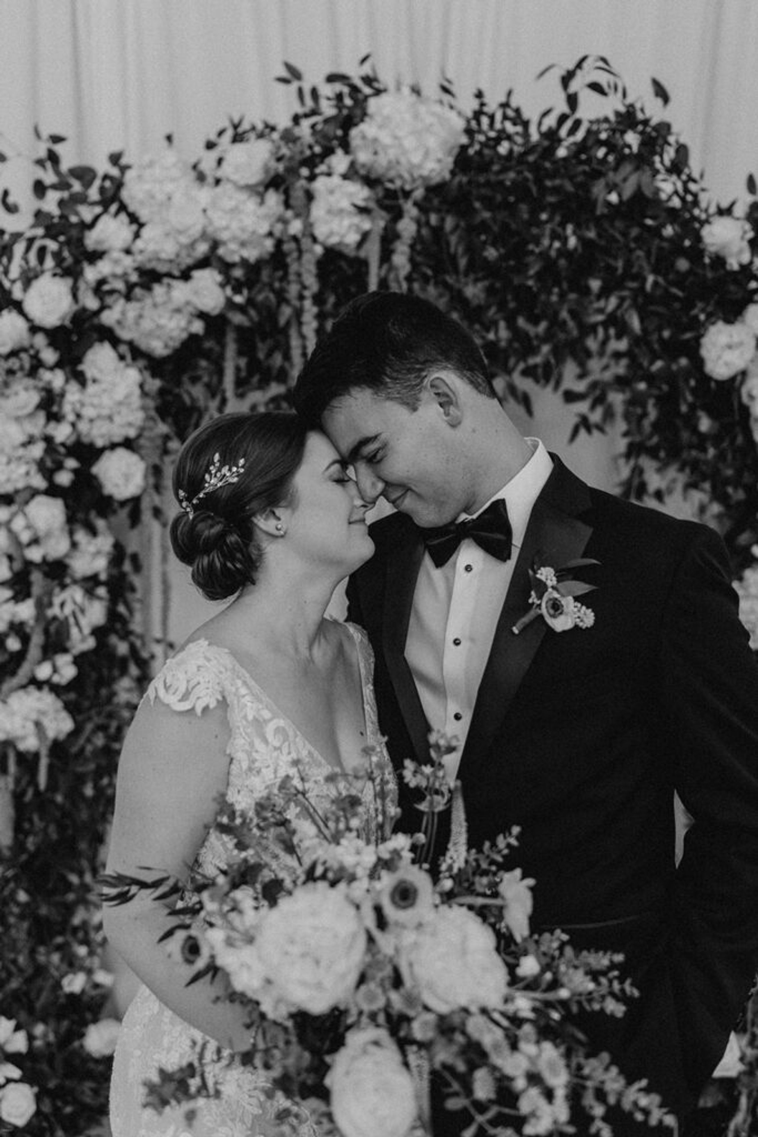 Inside a Fernbank Museum Wedding – Photos & Planning Tips — wedding photography by Hevesi Journal