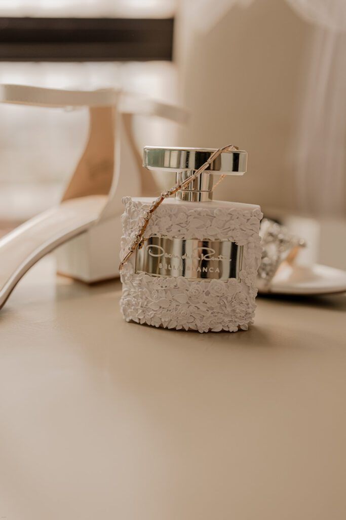 Inside a Fernbank Museum Wedding – Photos & Planning Tips — wedding photography by Hevesi Journal