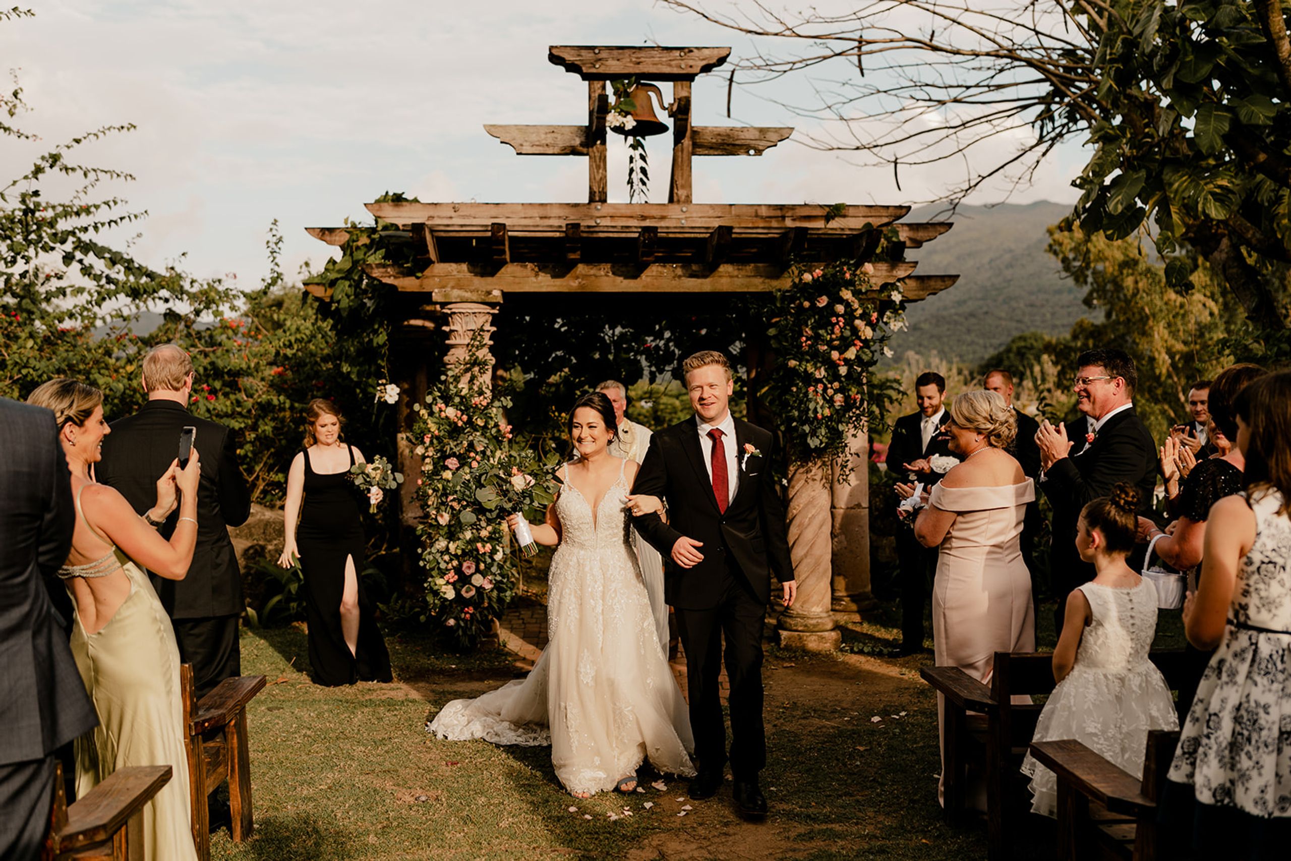 Planning Your Wedding at Hacienda Siesta Alegre: Costs, and Photos — wedding photography by Hevesi Journal