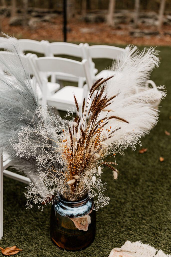 Planning a Wedding at Saddle Woods Farm: The Ultimate Guide — wedding photography by Hevesi Journal