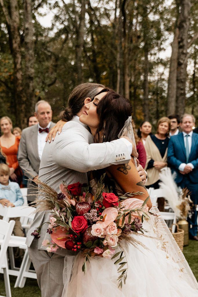 Planning a Wedding at Saddle Woods Farm: The Ultimate Guide — wedding photography by Hevesi Journal