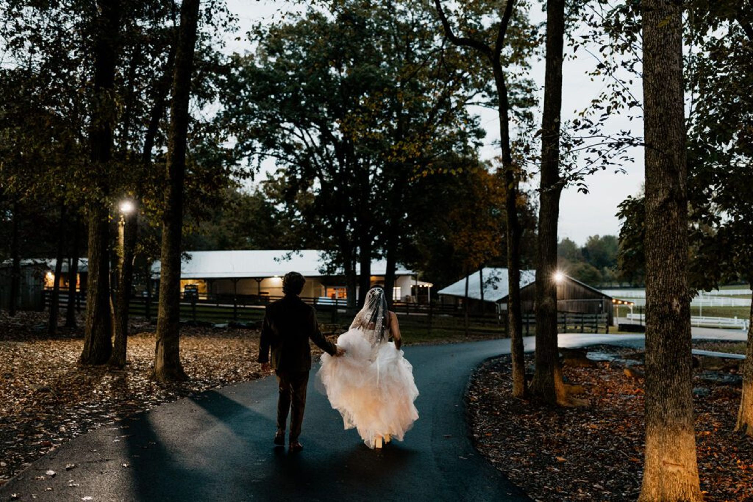 Planning a Wedding at Saddle Woods Farm: The Ultimate Guide — wedding photography by Hevesi Journal