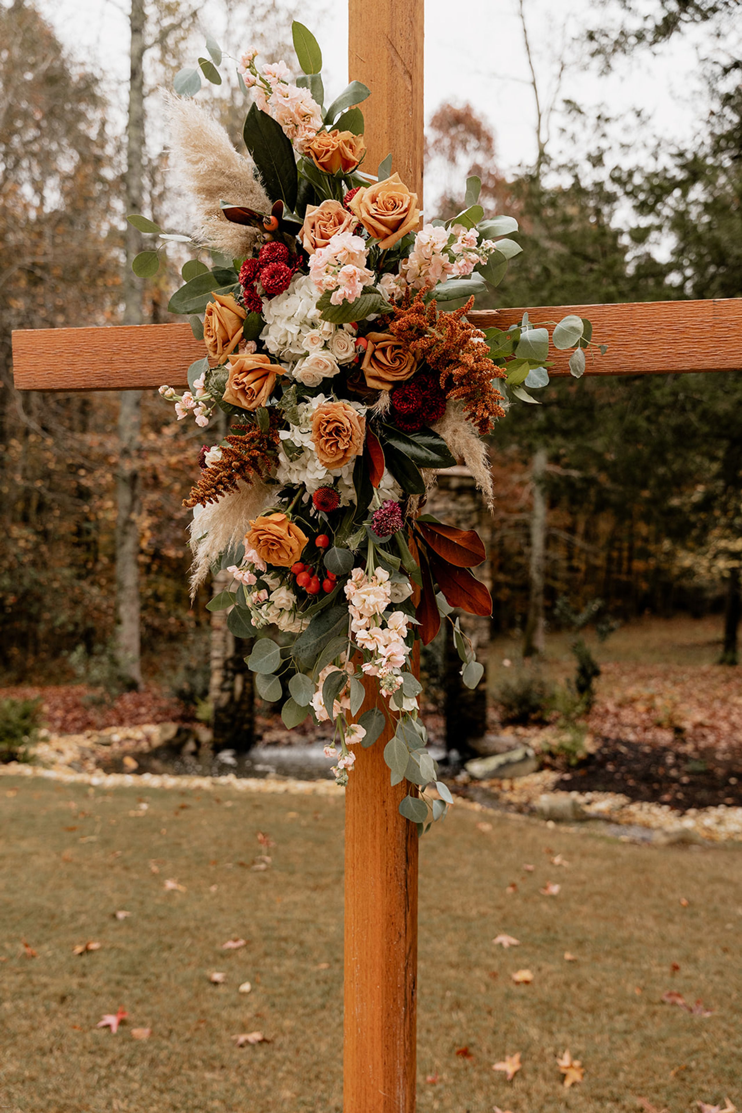 White Fox Cottage Venue Planning: Cost & Tips — wedding photography by Hevesi Journal