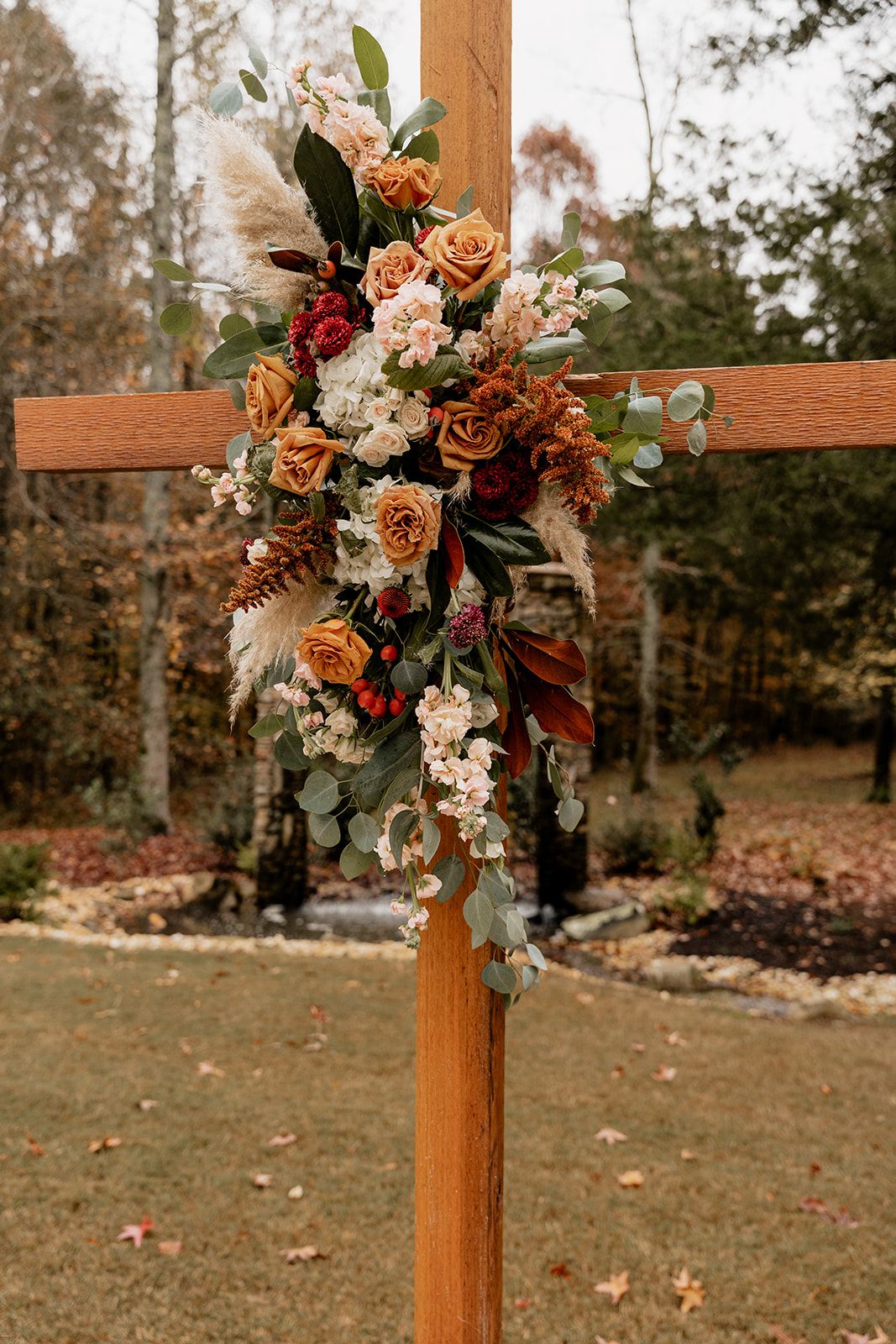 White Fox Cottage Venue Planning: Cost & Tips — wedding photography by Hevesi Journal