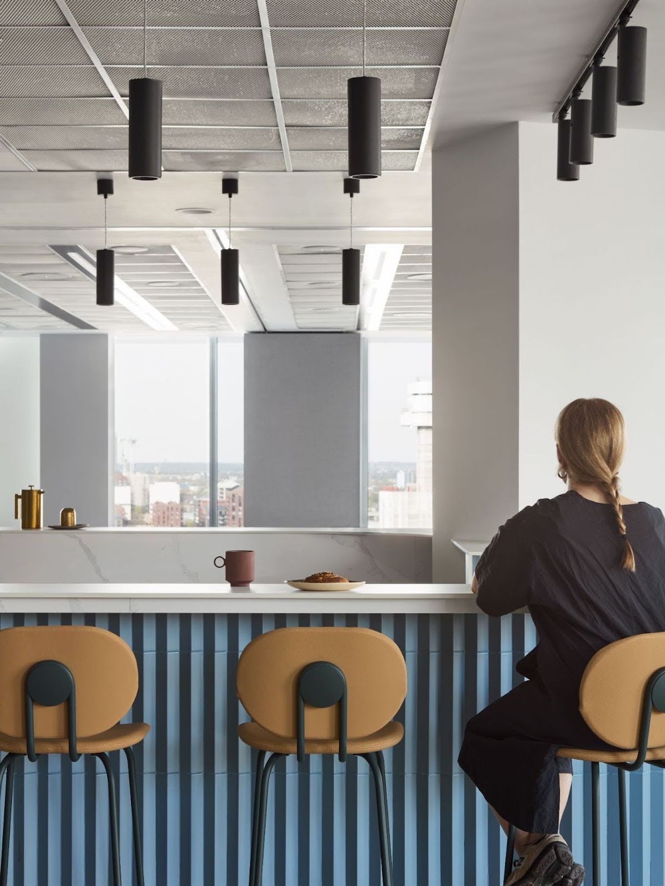 Why Engaging a Workplace Specialist Early Is Vital for Your Next Office