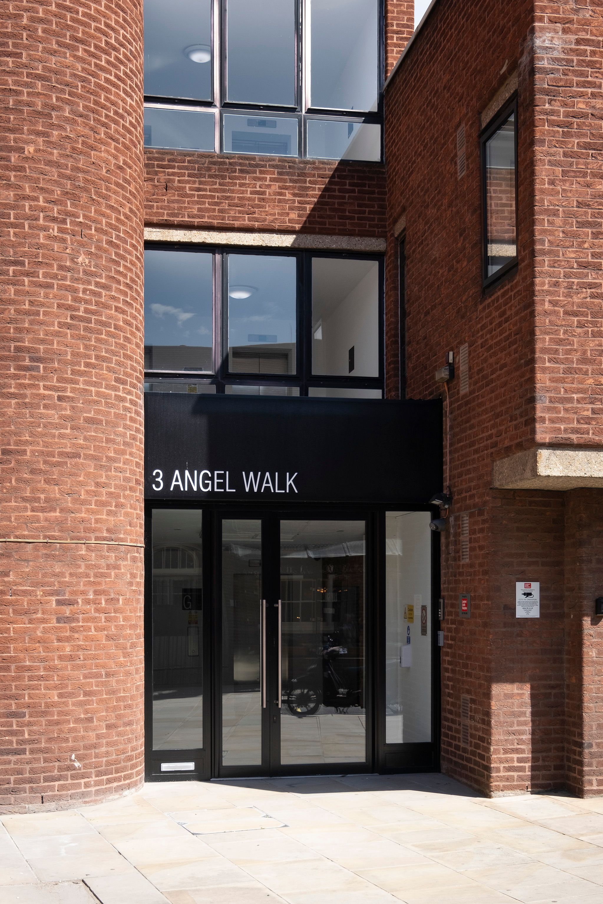 3 Angel Walk